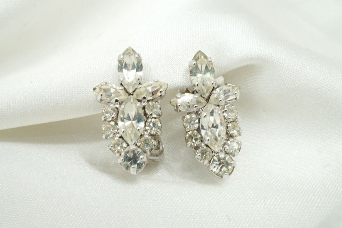 クリスチャン ディオール ヴィンテージ イヤリング ラインストーン アクセサリー 銀 シルバー Christian Dior 6466j