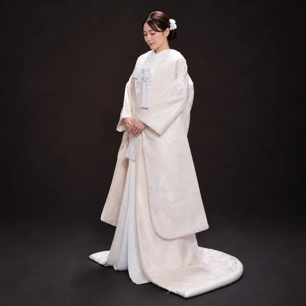 18 婚礼用 白無垢 アイボリー系 花嫁和装 打掛 鳳凰柄 和装 前撮り フォトウェディング 結婚式