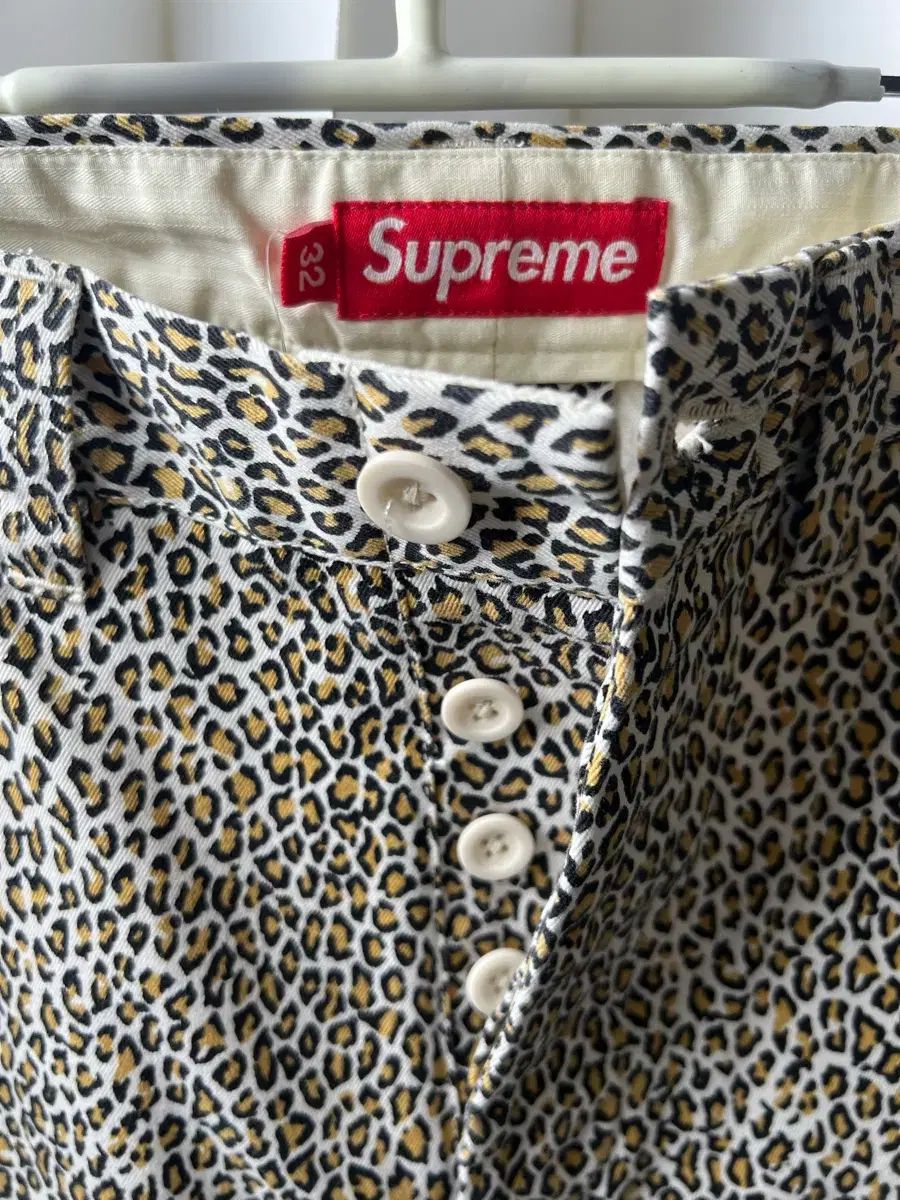 Supreme ヒョウ柄 32サイズ ズボン