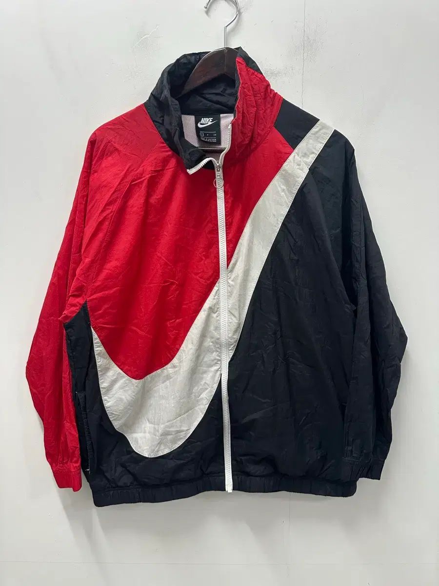アラビアンヴィンテージ NIKE ビックスウォッシュ ウィンドブレーカー ブラック/レッド 90