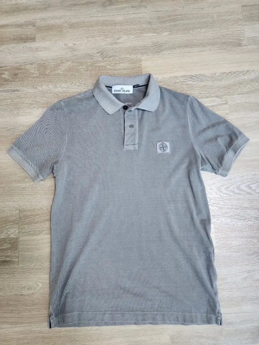 STONE ISLAND ストーンアイランド グレー 半袖 ポロTシャツ