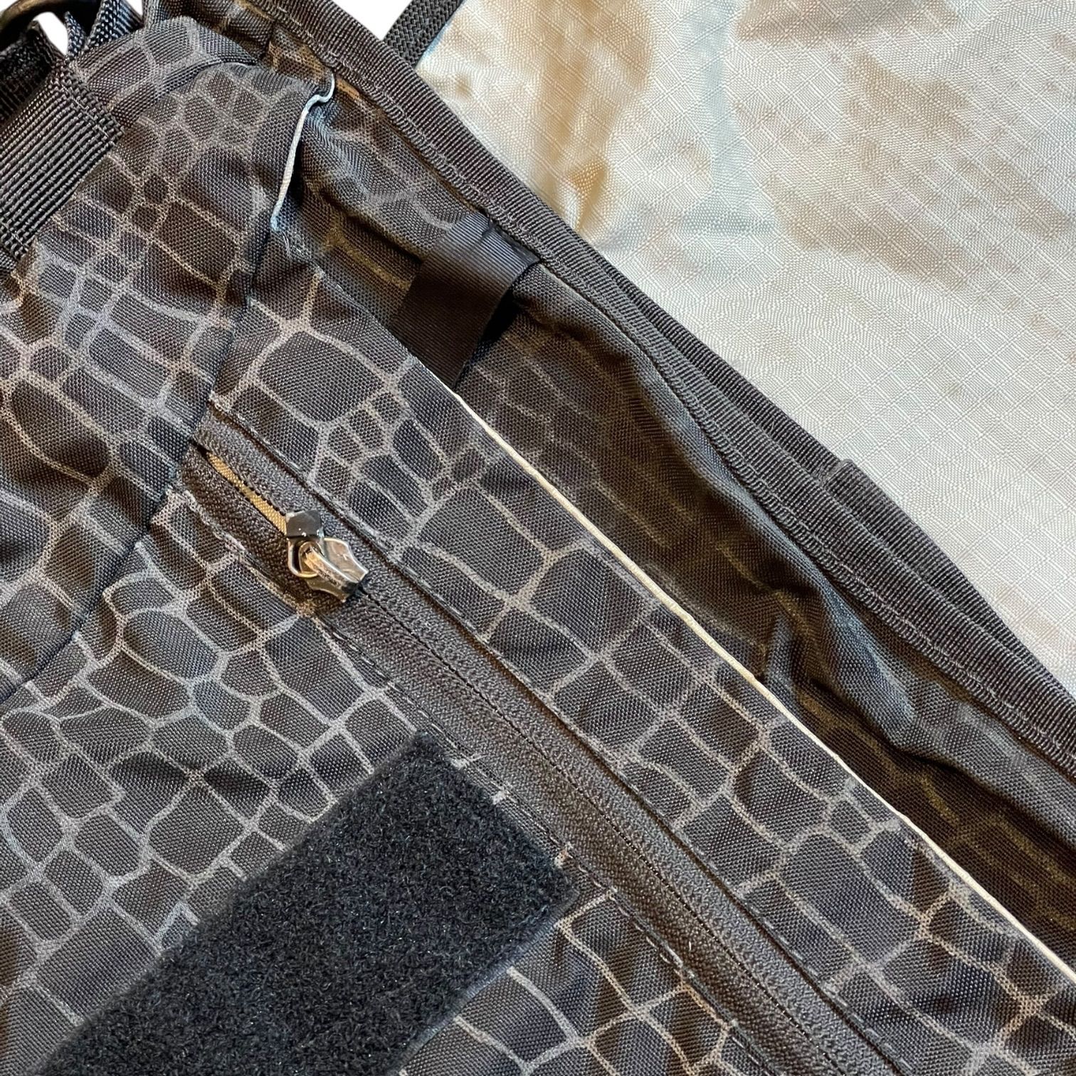 90s Overland Equipment “SPIDER” Massenger Bag スパイダー