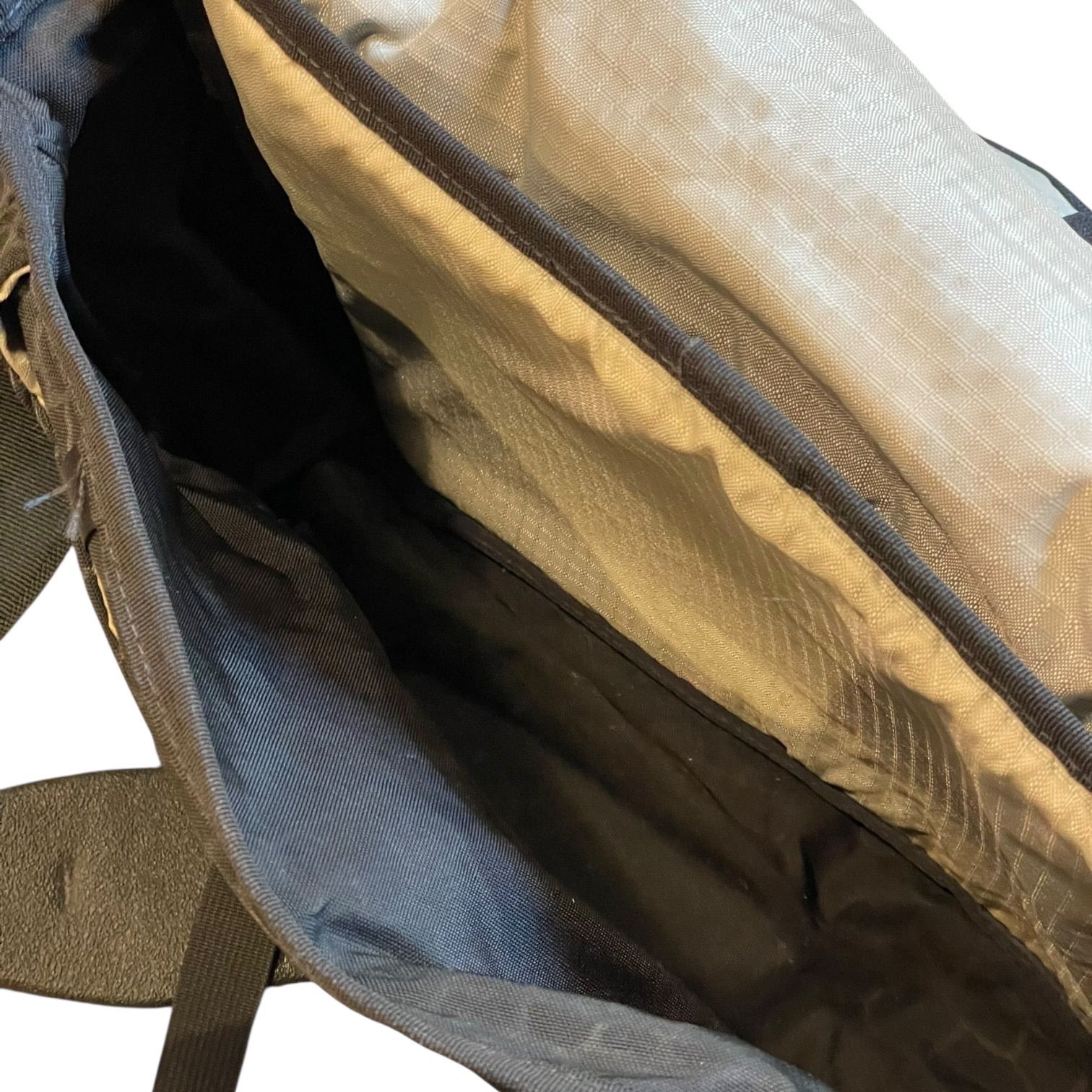 90s Overland Equipment “SPIDER” Massenger Bag スパイダー