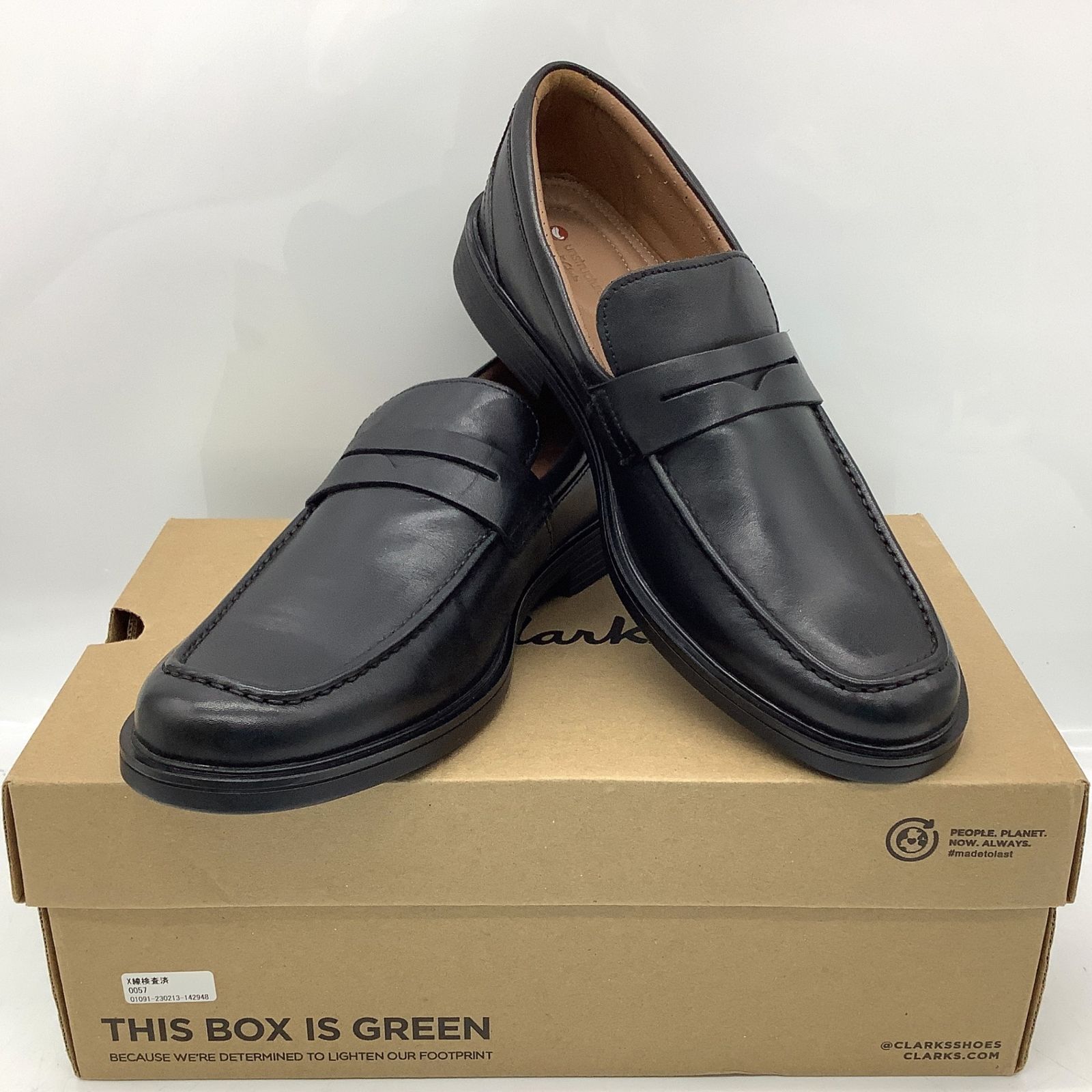 5122 【未使用】 Clarks クラークス ローファー 26.5cm Un Aldric Step 