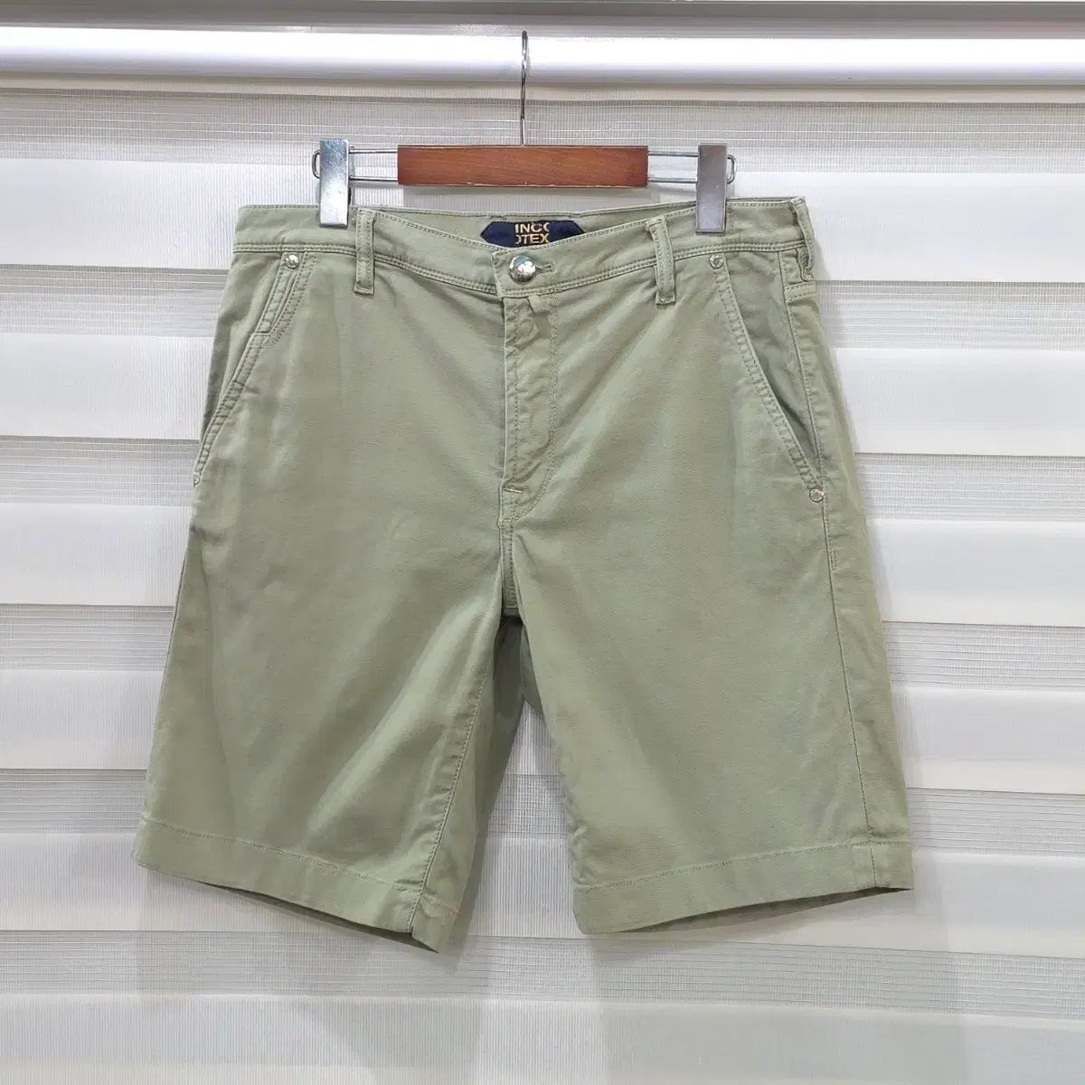 INCOTEX ハーフパンツ- 32