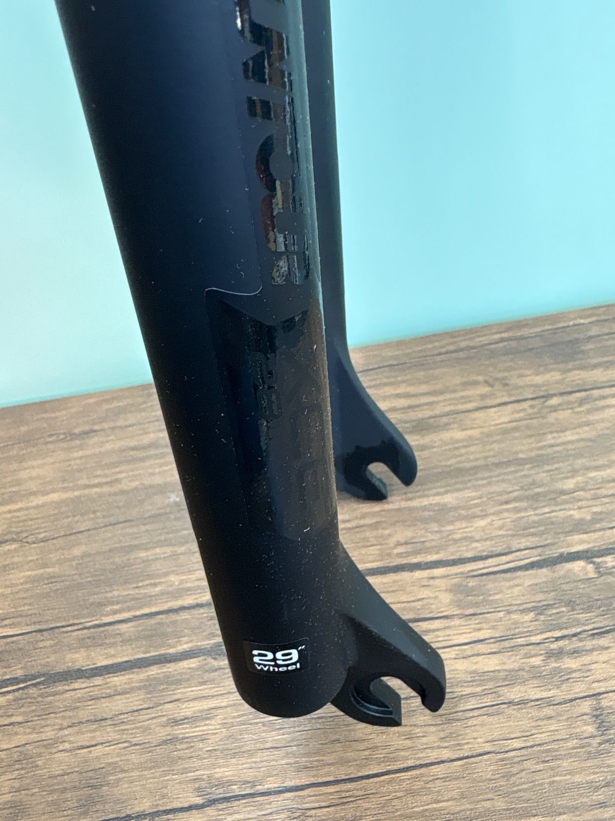 SUNTOUR XCE28 フロントフォーク サスペンション 29wheel 送料無料
