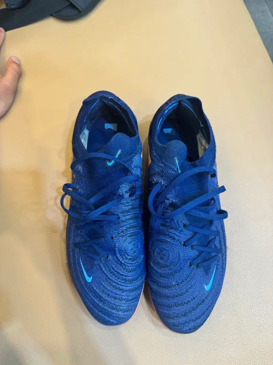 NIKE ナイキ Phantom GX サイズ255です