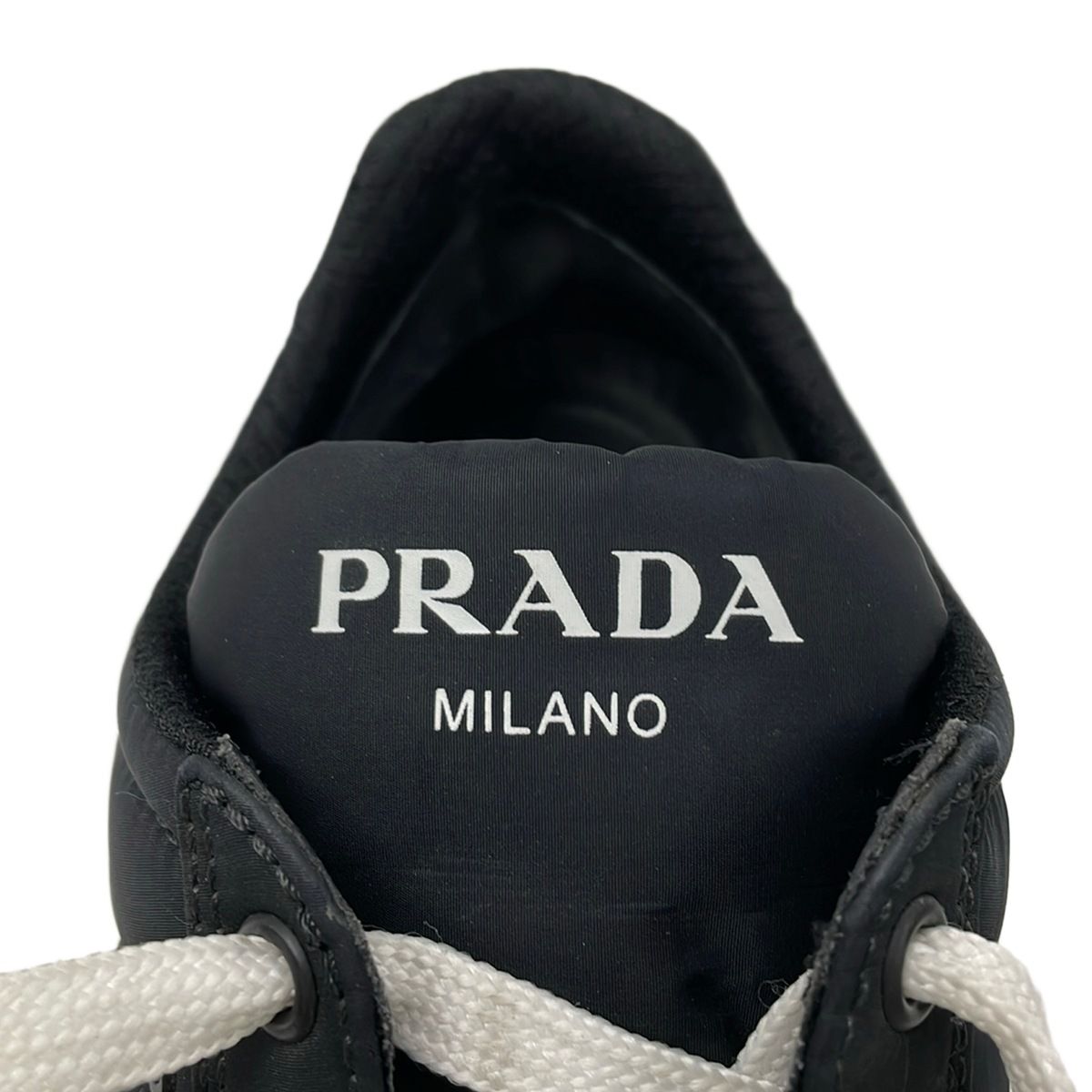PRADA(プラダ) スニーカー 37 レディース - 黒 - メルカリ