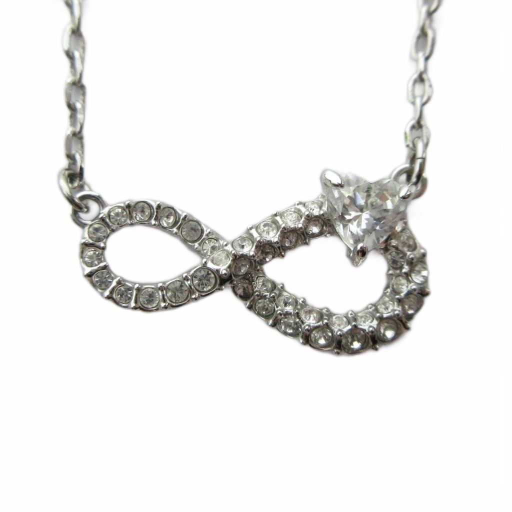 スワロフスキー SWAROVSKI ネックレス クリスタル アクセサリー ロゴ シルバー色 ■GY18 /MQ