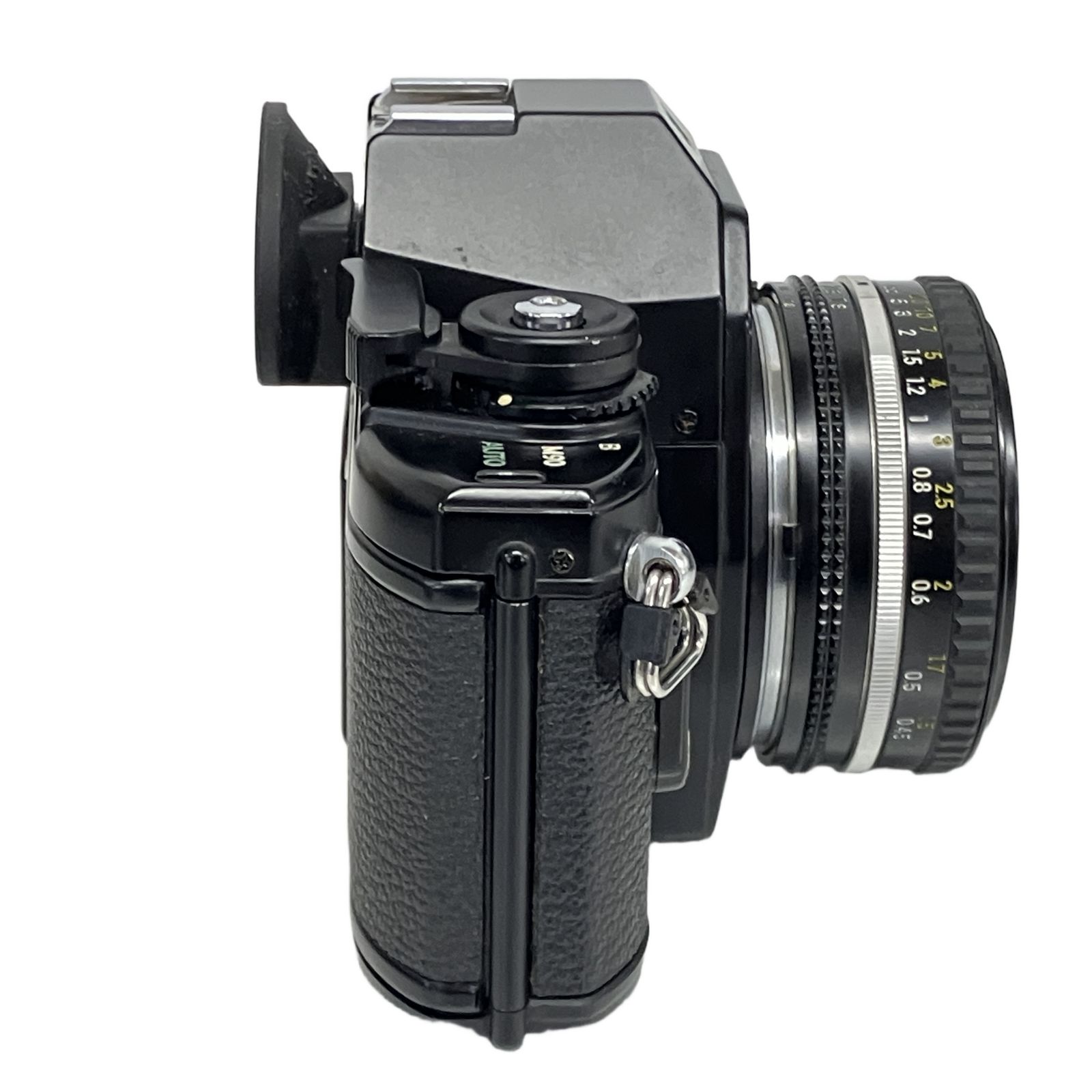 Nikon EMフィルムカメラNIKKOR 50mm F1.8レンズ付き ニコン 必見】 Nikon ニコン EM フィルムカメラ NIKKOR 50mm 1:1.8 Kenko