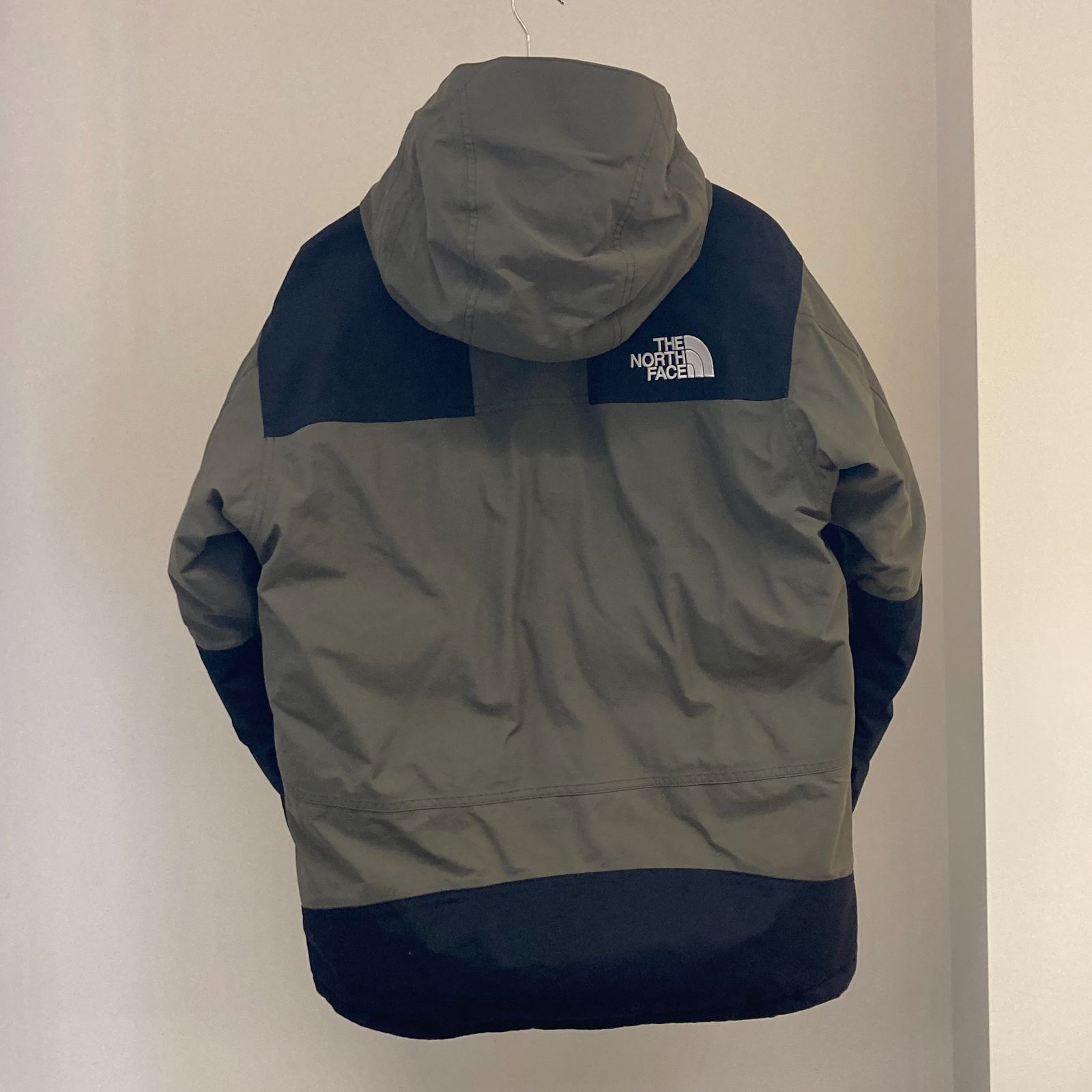 THE NORTH FACE（ザ・ノース・フェイス）Mountain Down Jacket 