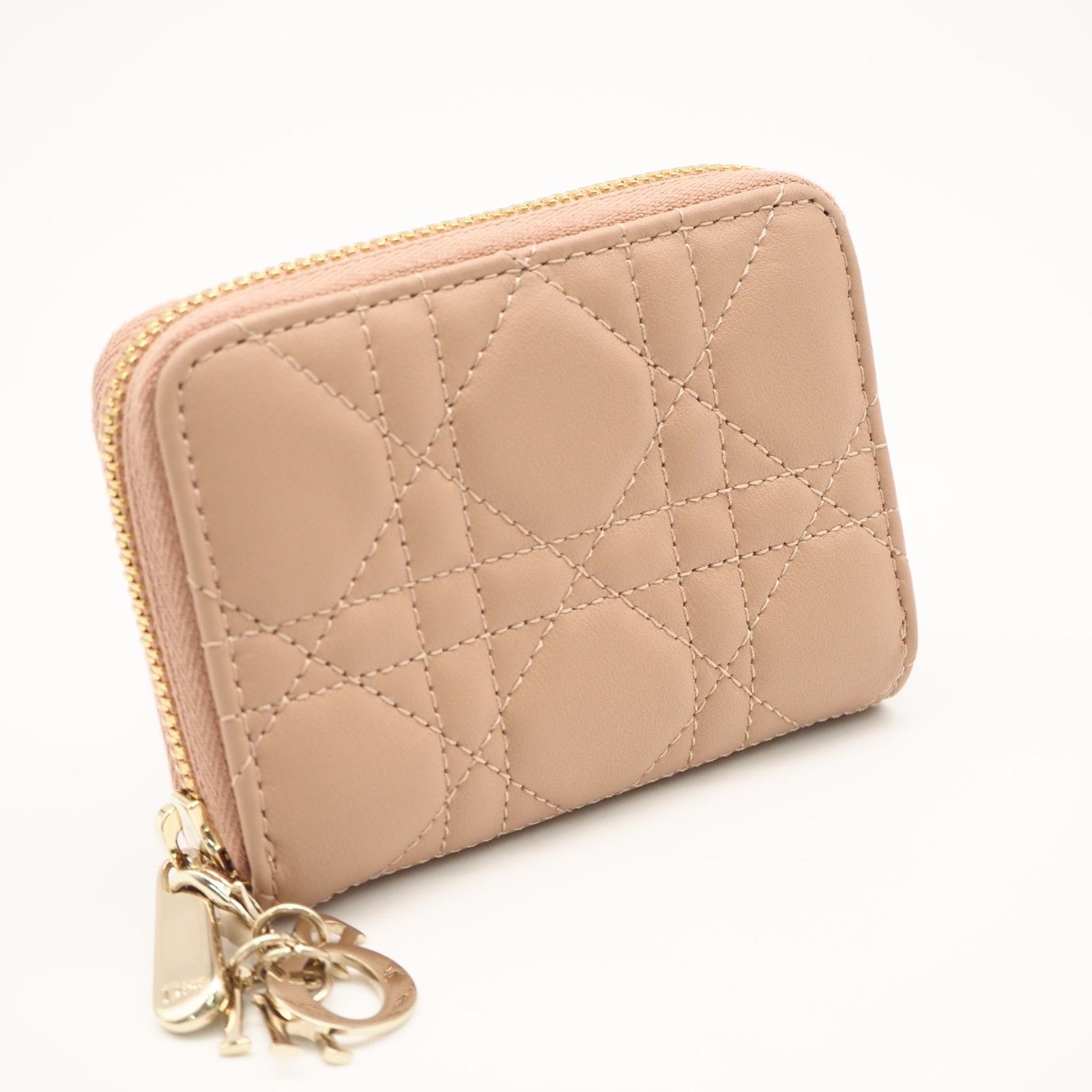 ★3日以内返品可★ 極美品 Christian Dior クリスチャンディオール カナージュ ラムスキン Lady Dior Scarlet ウォレット S6035ONMJ コインケース ピンクベージュ ラムスキン レディース