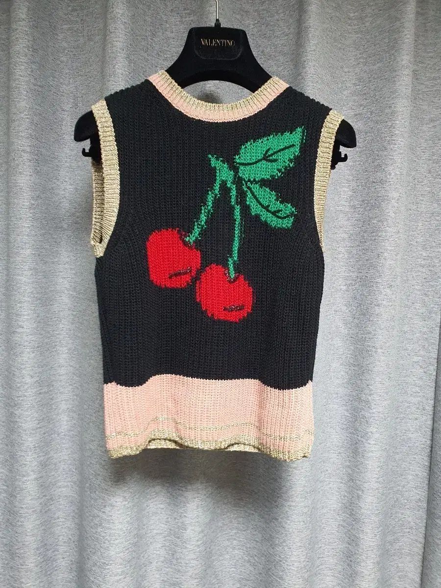 レッド ヴァレンティノ レイヤード ノースリーブ 涼しい ニット s