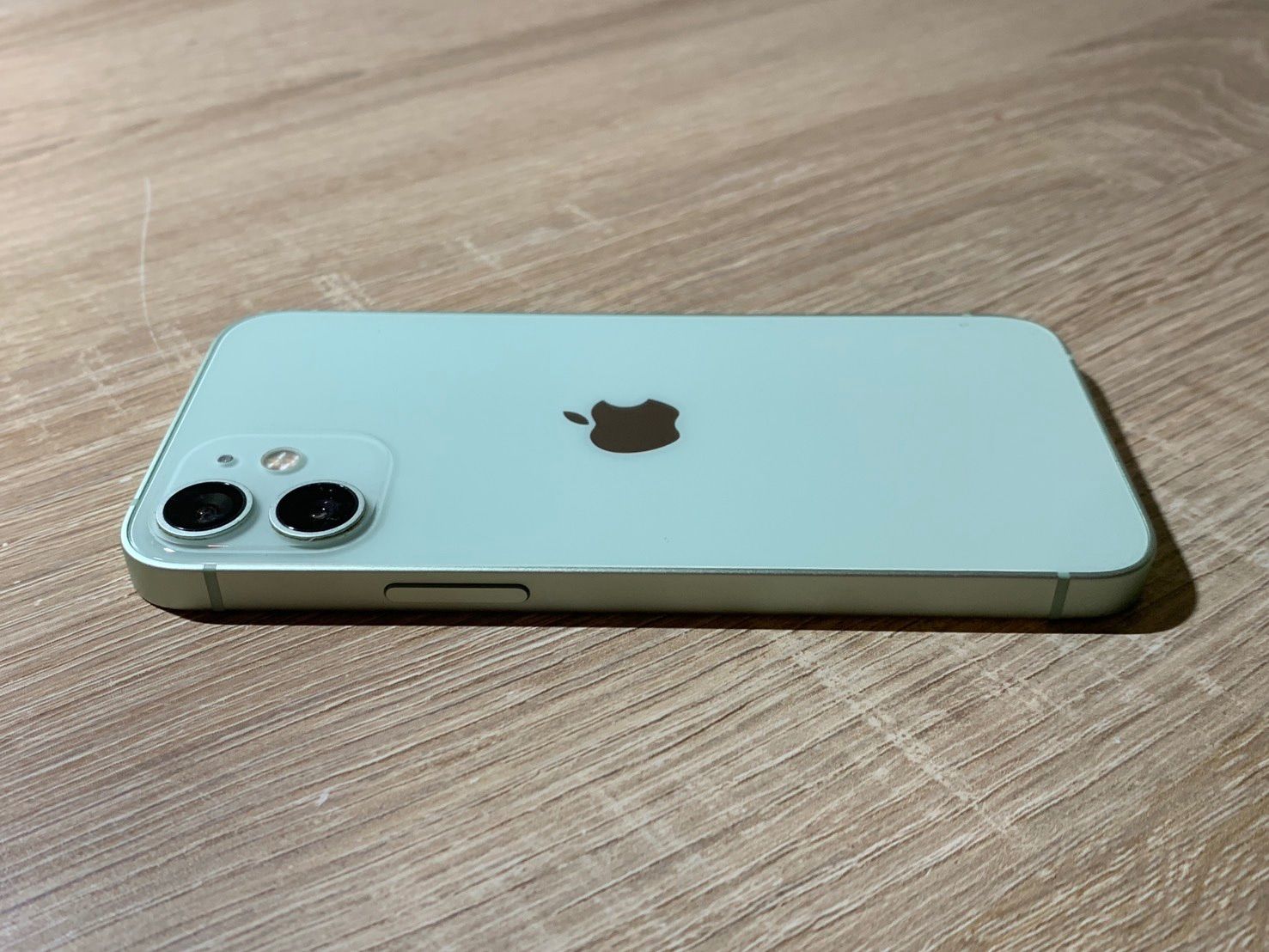iPhone 12 mini 64GB グリーン 美品 SIMフリー - メルカリ