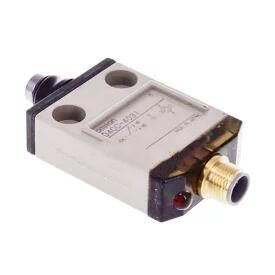 新品【 ★送料無料 】OMRON オムロン D4CC-4031 用リミットスイッチ【6ヶ月保証】
