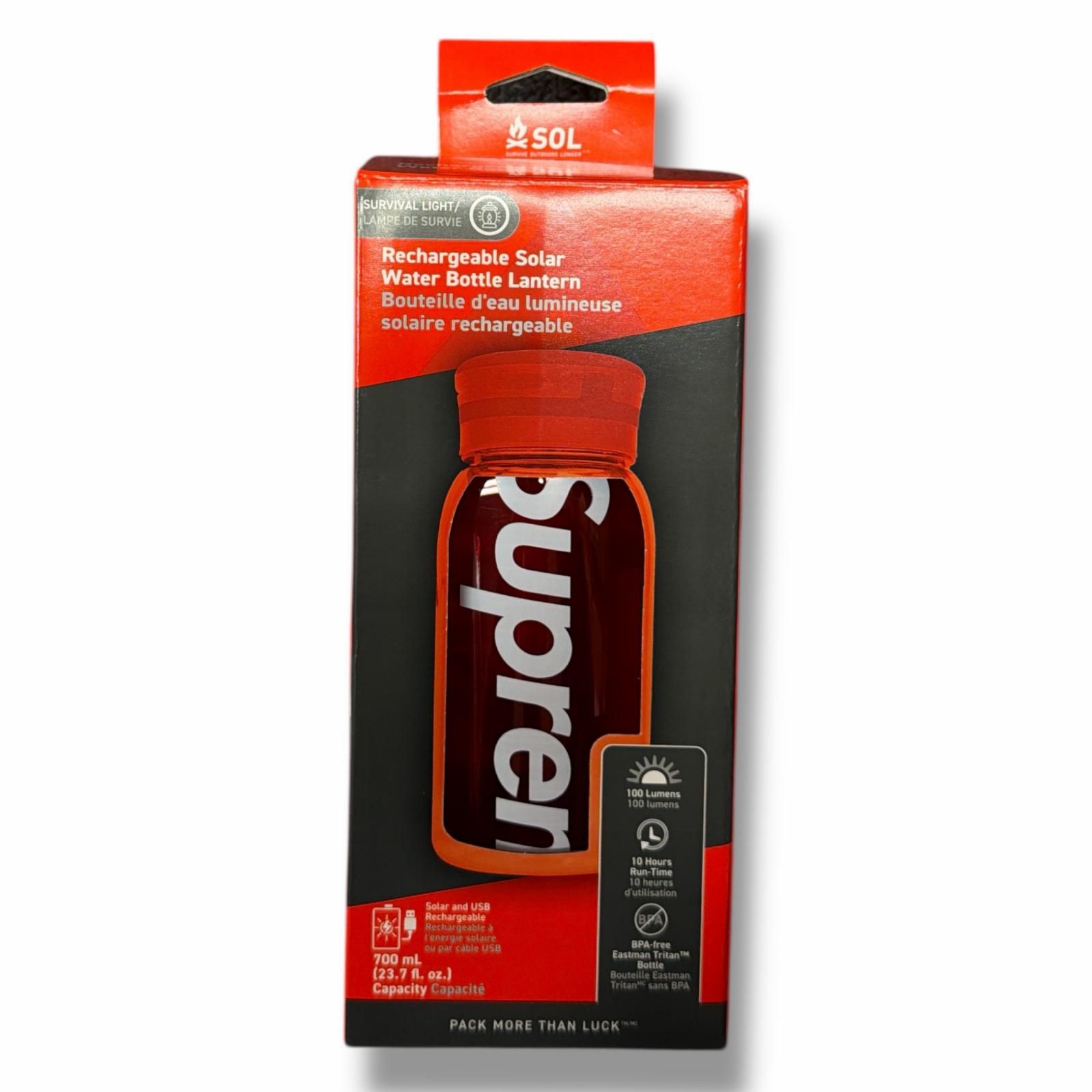 Supreme 赤い水筒 充電式ソーラーランタン新品未使用 Supreme SOL Water Bottle Lantern ソーラー 水筒 ランタン