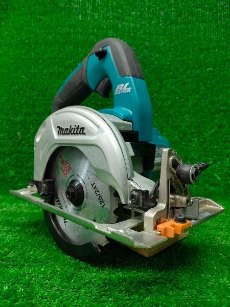 ◎マキタ 充電式マルノコ アルミベース 18V 125mm 青 本体のみ HS471DZ モータ異音無し、動作確認済み