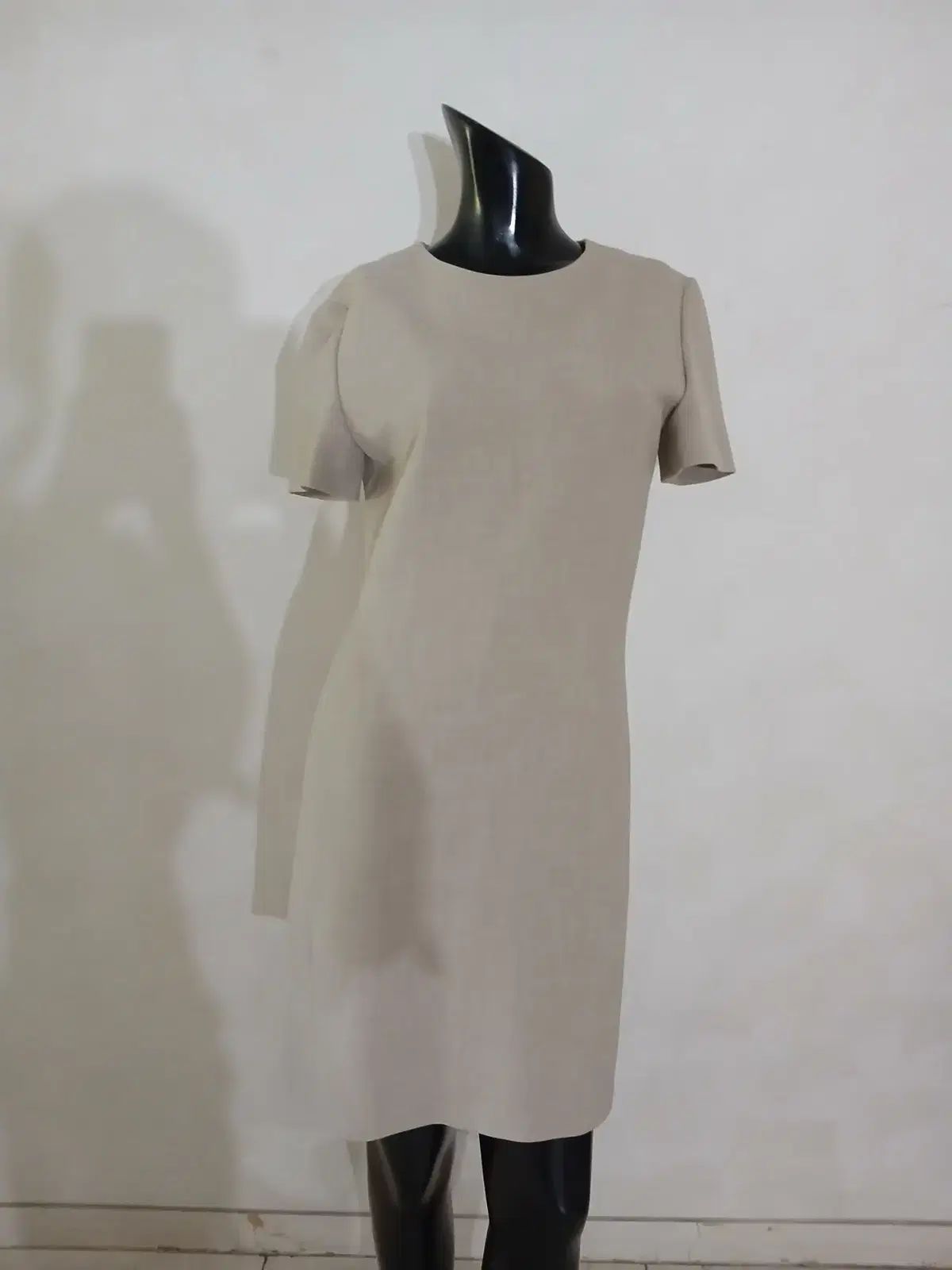 (未使用級) 022 Club Monaco ONE PIECE ベージュ 6,656円