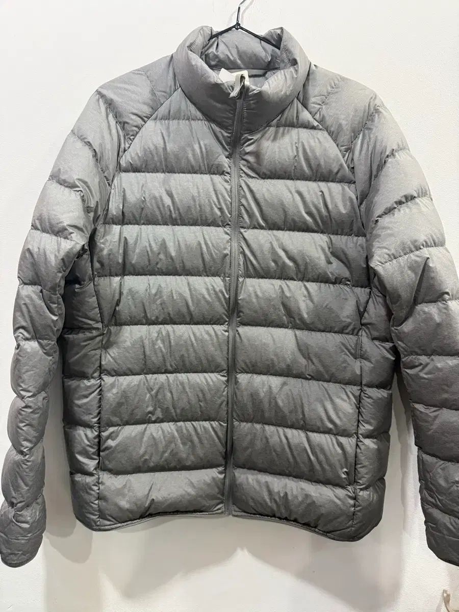 UNIQLO ユニクロ グレー(グレー) 軽量ダウン アウター