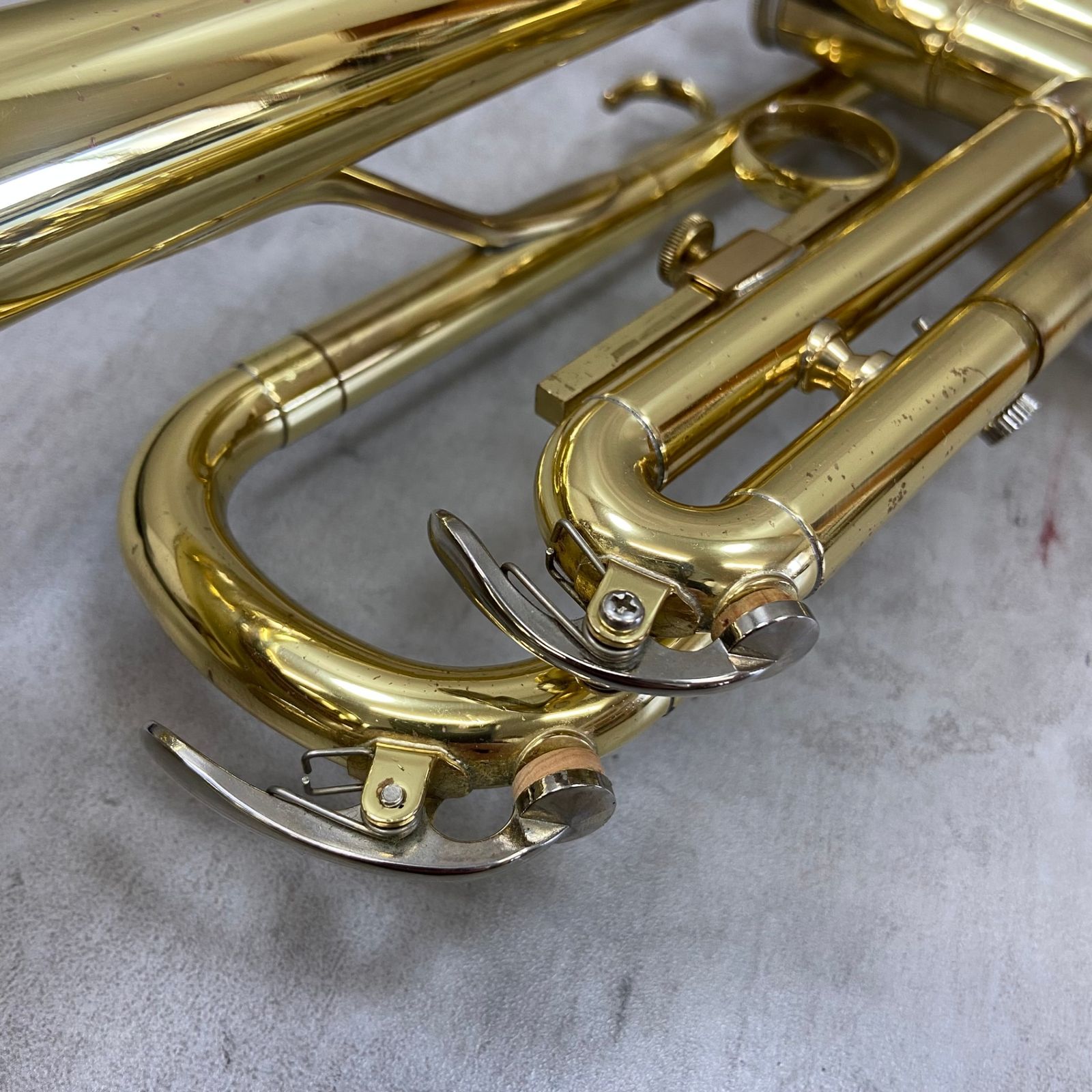 ヤマハ B♭トランペット YTR-235 ラッカー 純正レザーケース 管楽器