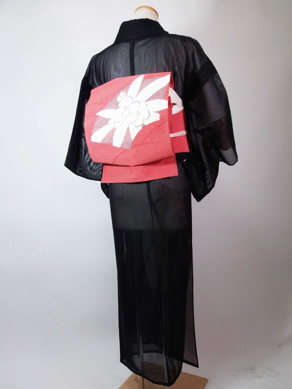 逸品 二重紗 夏小紋 艶めく黒×赤紫の縦縞模様 正絹 絽綴れ夏名古屋帯