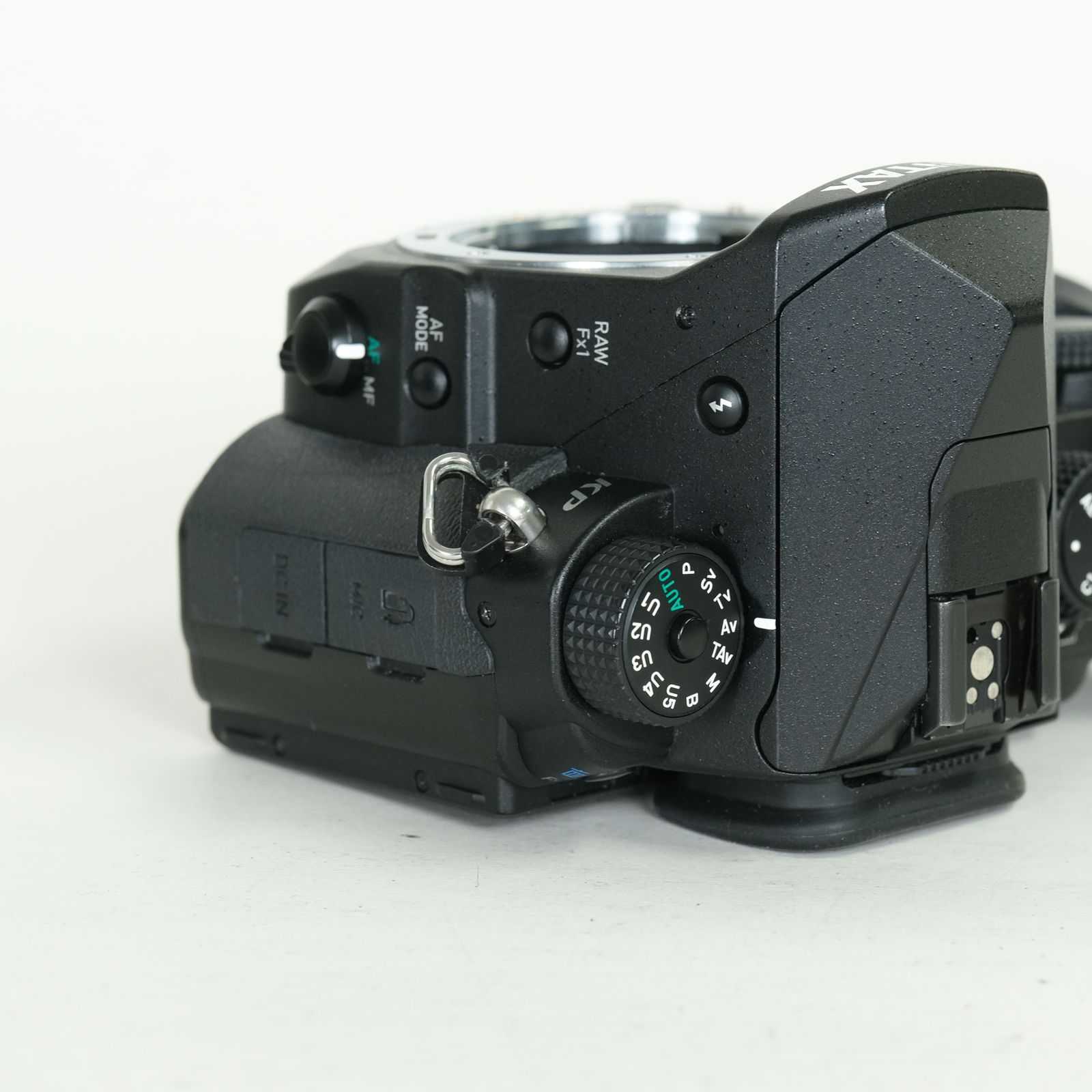 良品 | シャッター数39,272回｜バッテリー3個付] PENTAX KP | PENTAX K