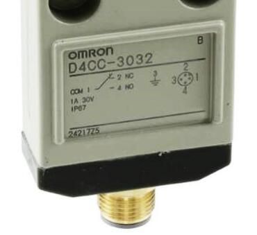 【新品 ★送料無料 】OMRON オムロン D4CC-3032 用リミットスイッチ【６ヶ月保証】