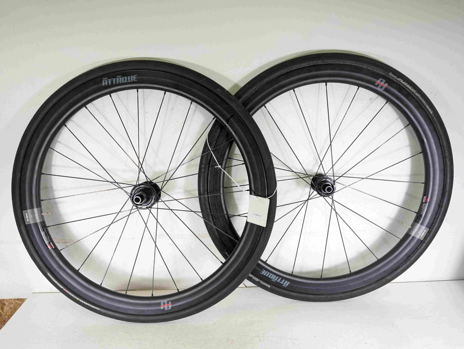 【並品】ATTAQUE 45 クリンチャー 700c Shimano 11s ディスク ホイール HO260511D