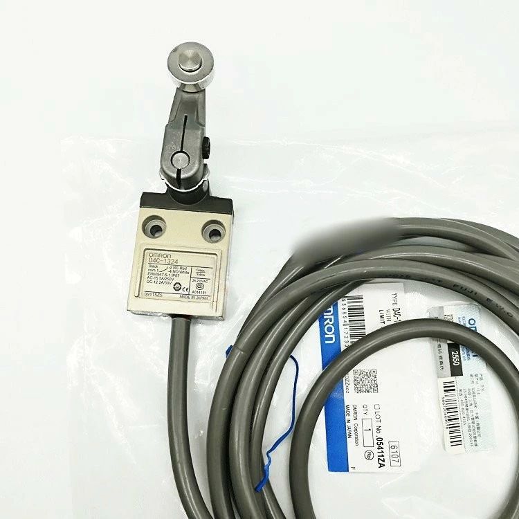 新品【 ★送料無料 】10個入りセット OMRON オムロン D4C-1324 用リミットスイッチ【6ヶ月保証】