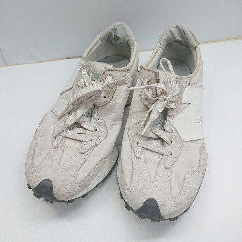 ◇ NEW BALANCE ニューバランス スニーカー サイズ24 ホワイト系 レディース E 【1406180097363】