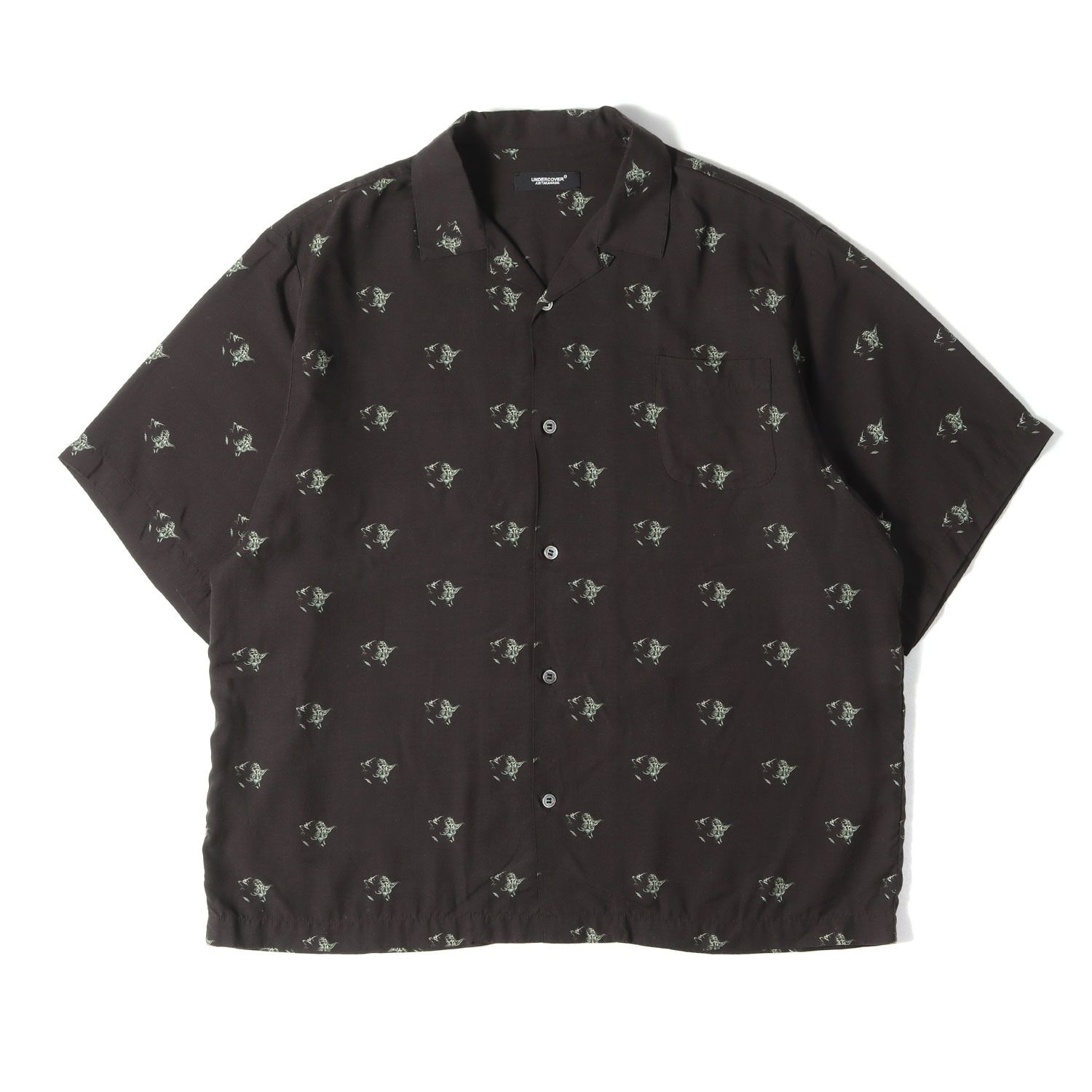 UNDERCOVER アンダーカバー シャツ ブラック 黒 サイズ:4 | 23SS STAR WARS ヨーダ 総柄 レーヨン オープンカラー 半袖シャツ | トップス カジュアルシャツ 半袖 | コラボ【メンズ】【中古】