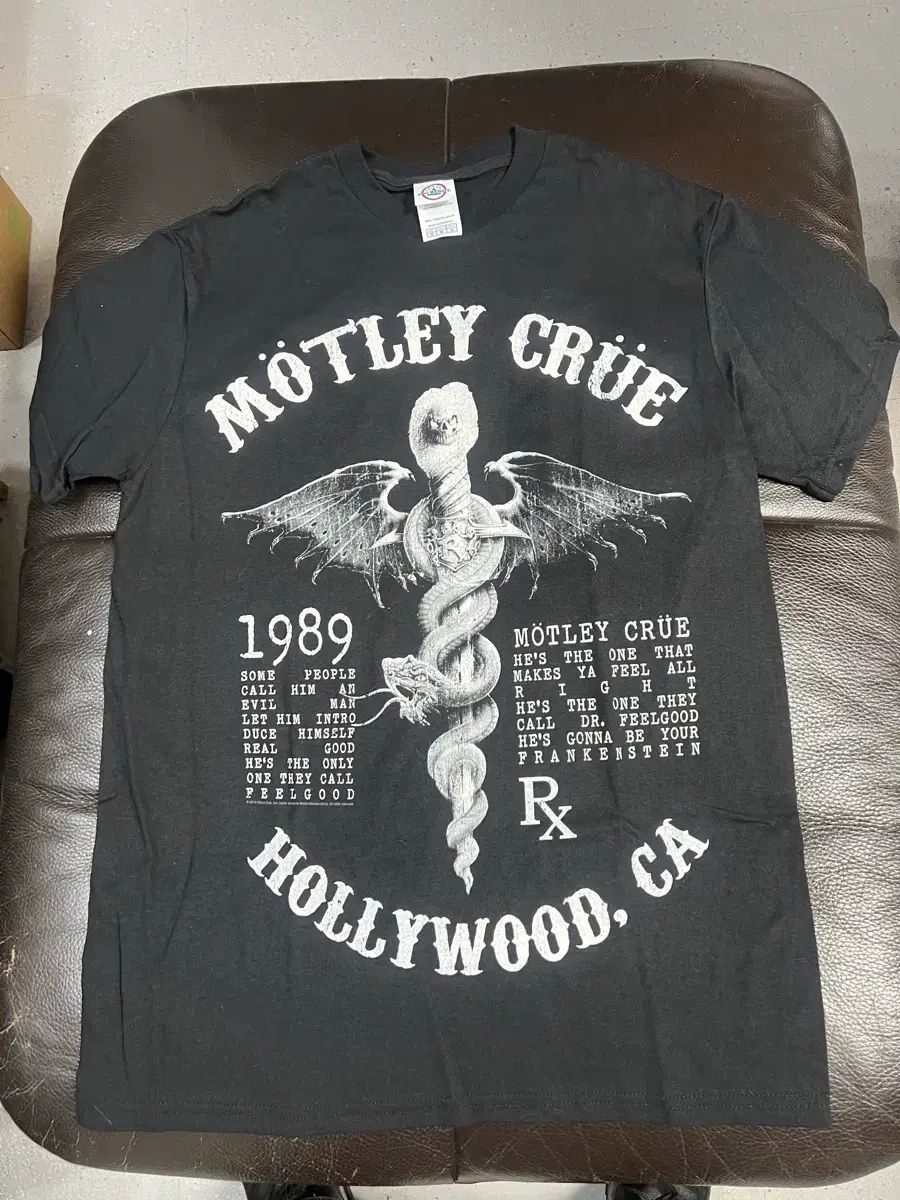 Usa マトリー クルー 1989 Dr Feelgood グッズ Tシャツ