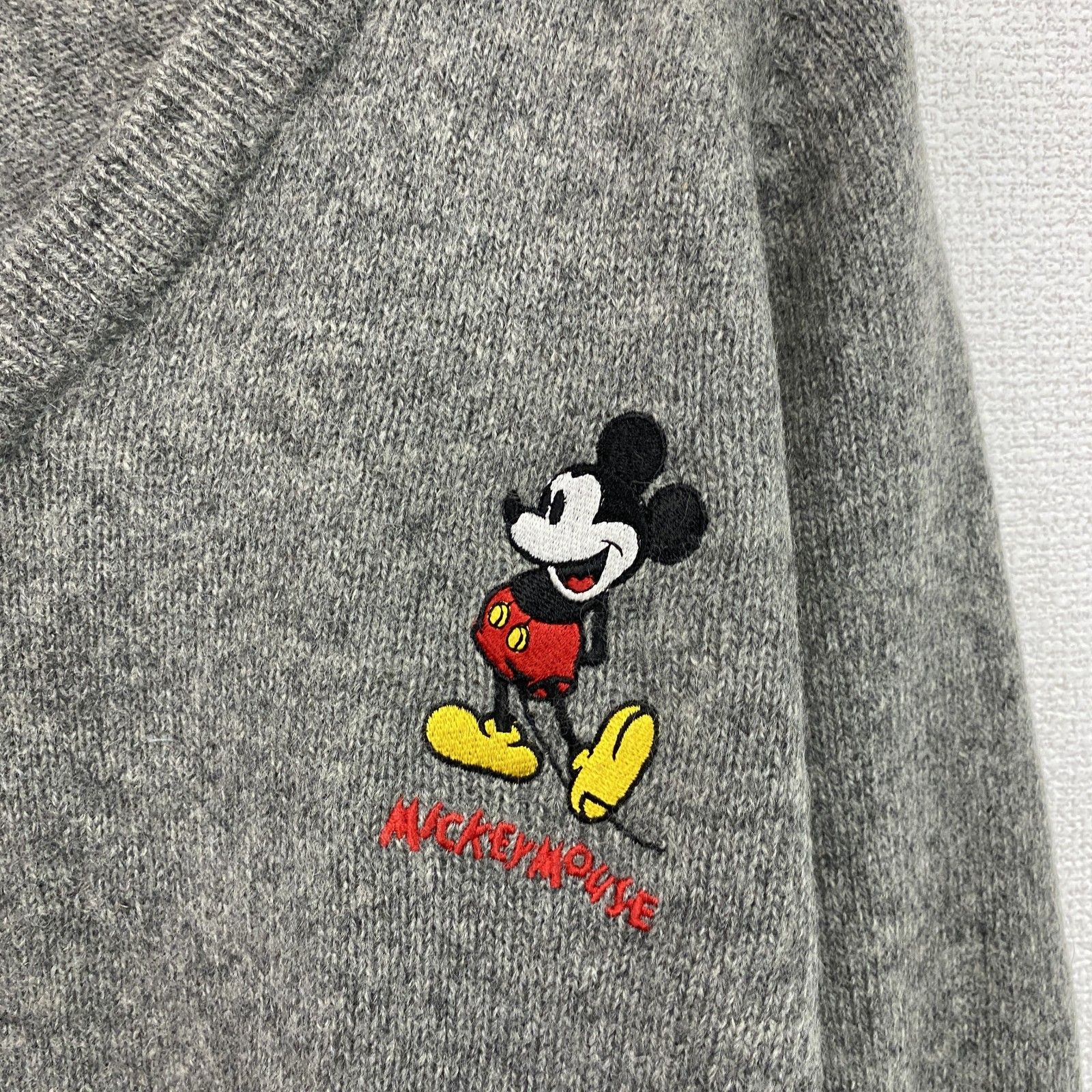 Disney ディズニー Mickey Mouse ウールニットセーター Vネック