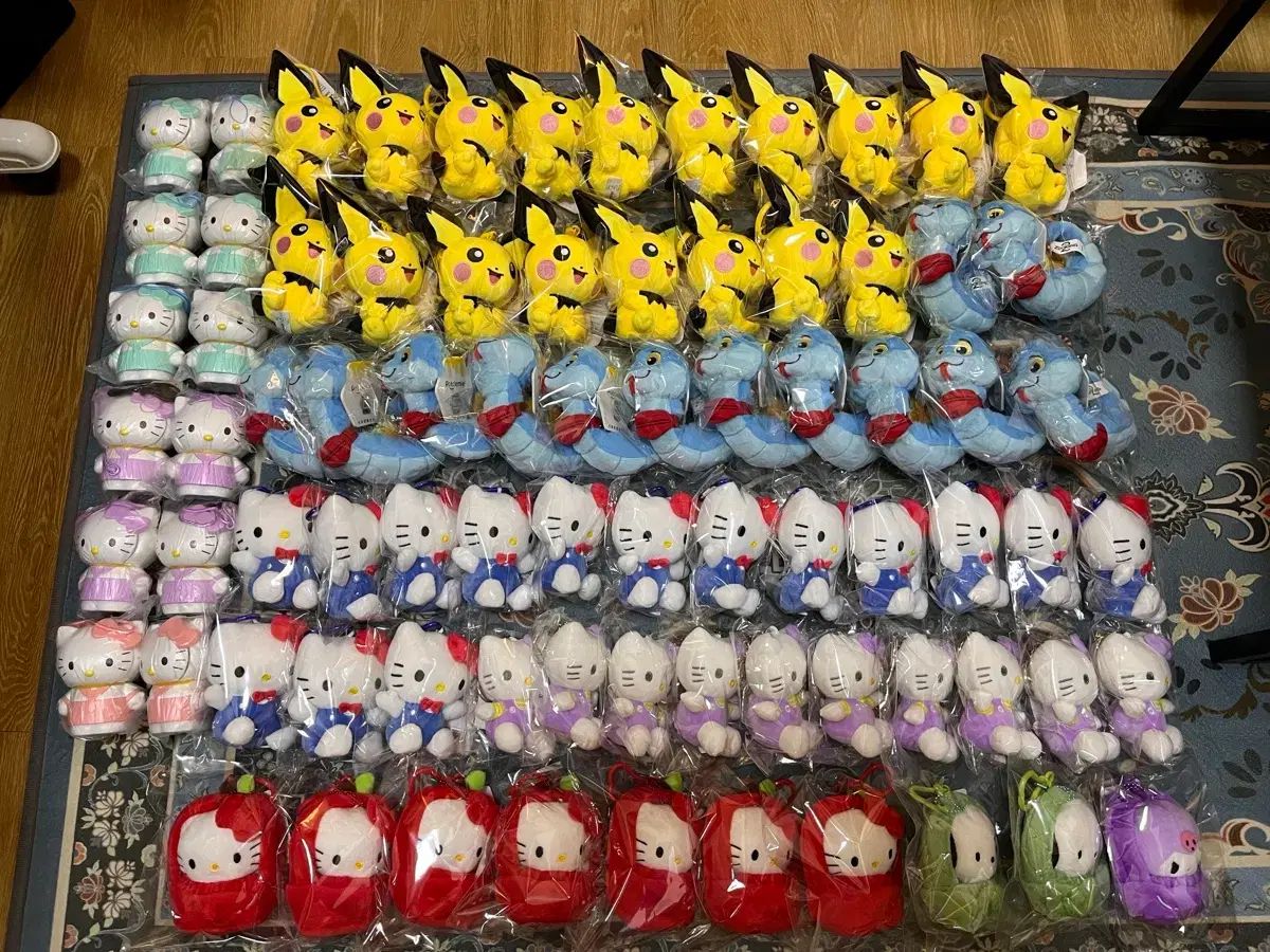 ポケットモンスター ズートピア サンリオ ハローキティ ぬいぐるみ キーホルダー 手持ち扇風機 新品