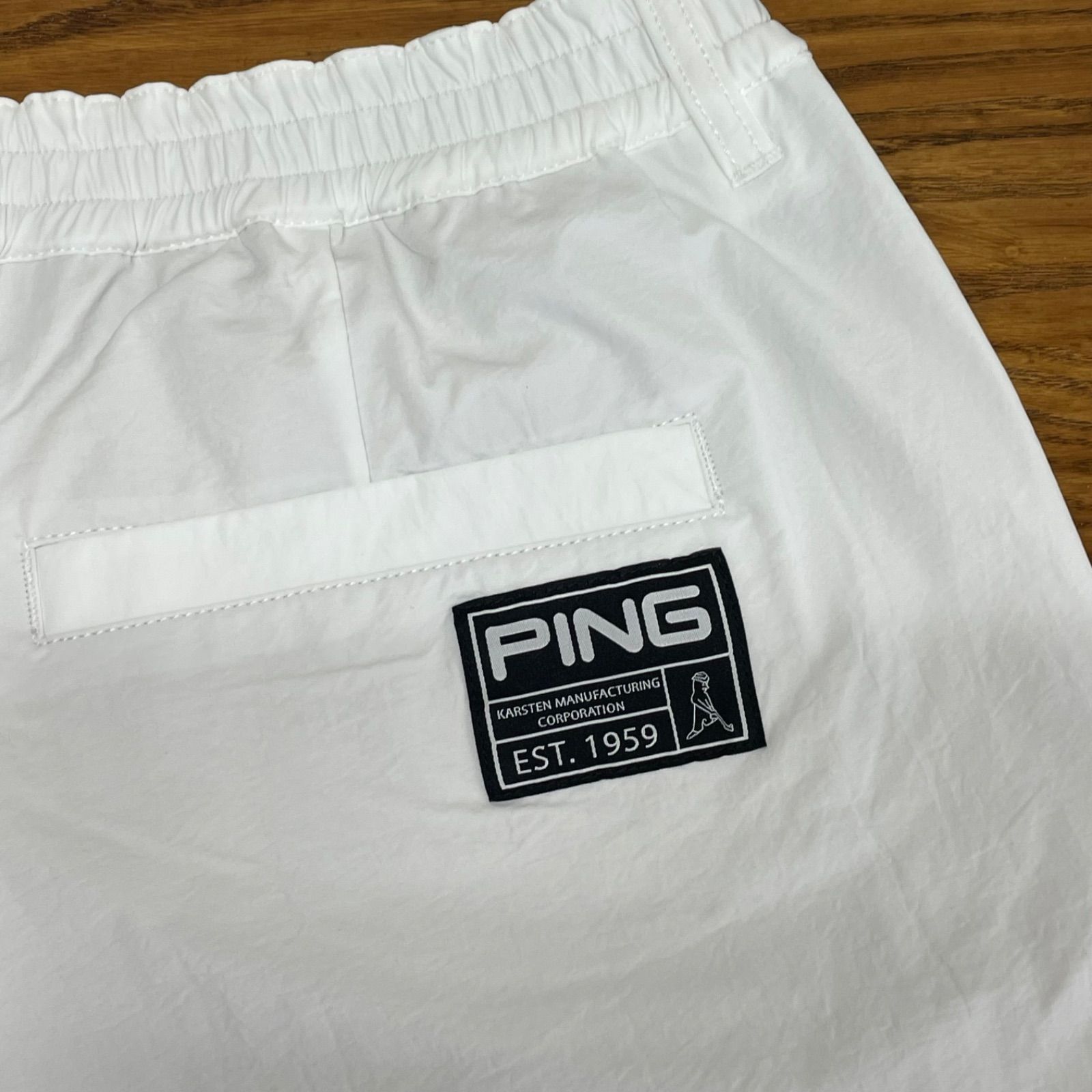 PING 3L ホワイト 新品タグ付】PING ゴルフ ハーフパンツ ホワイト 3L 希少サイズ 高機能