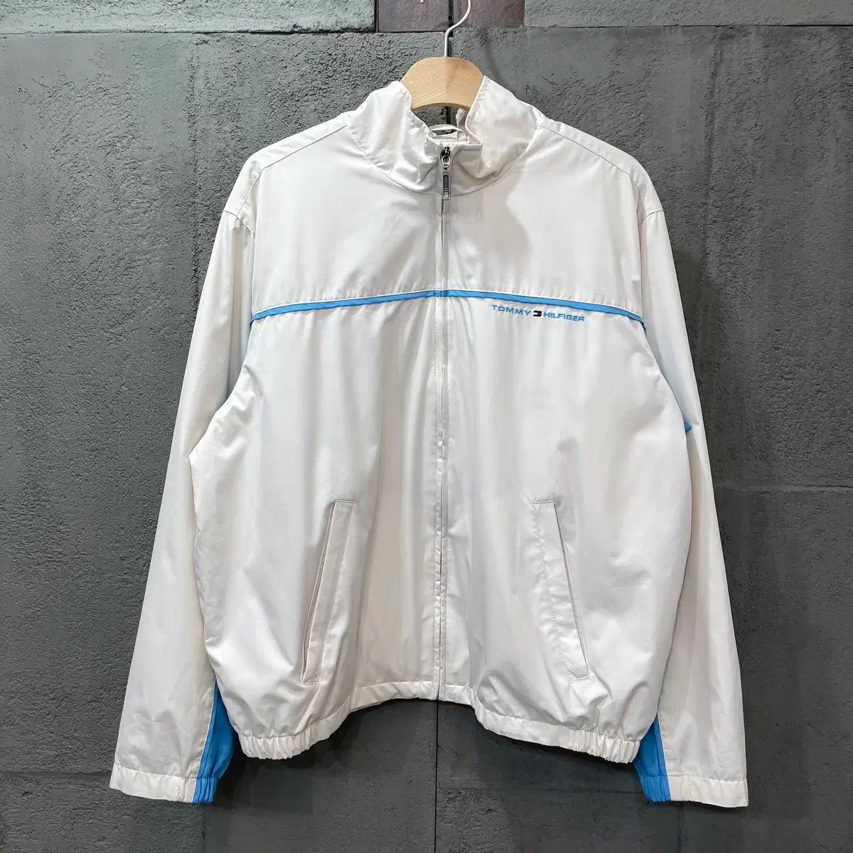 00s Tommy Hilfiger トミーヒルフィガー ウィンドブレーカー M