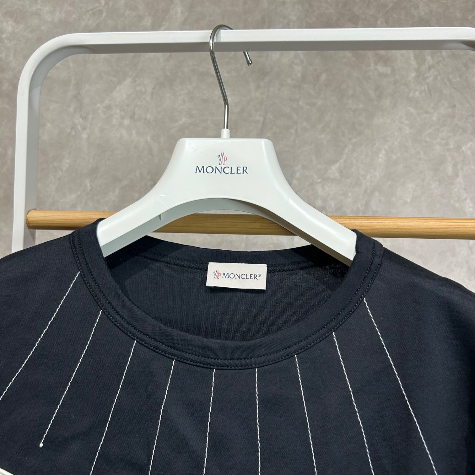 MONCLER モンクレール半袖ワンピースABITO黒XS - メルカリ