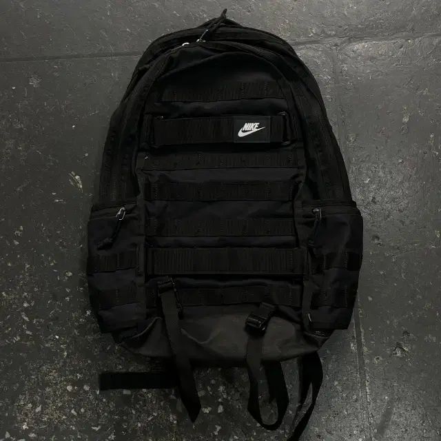 ナイキ NSW RPM バックパック
