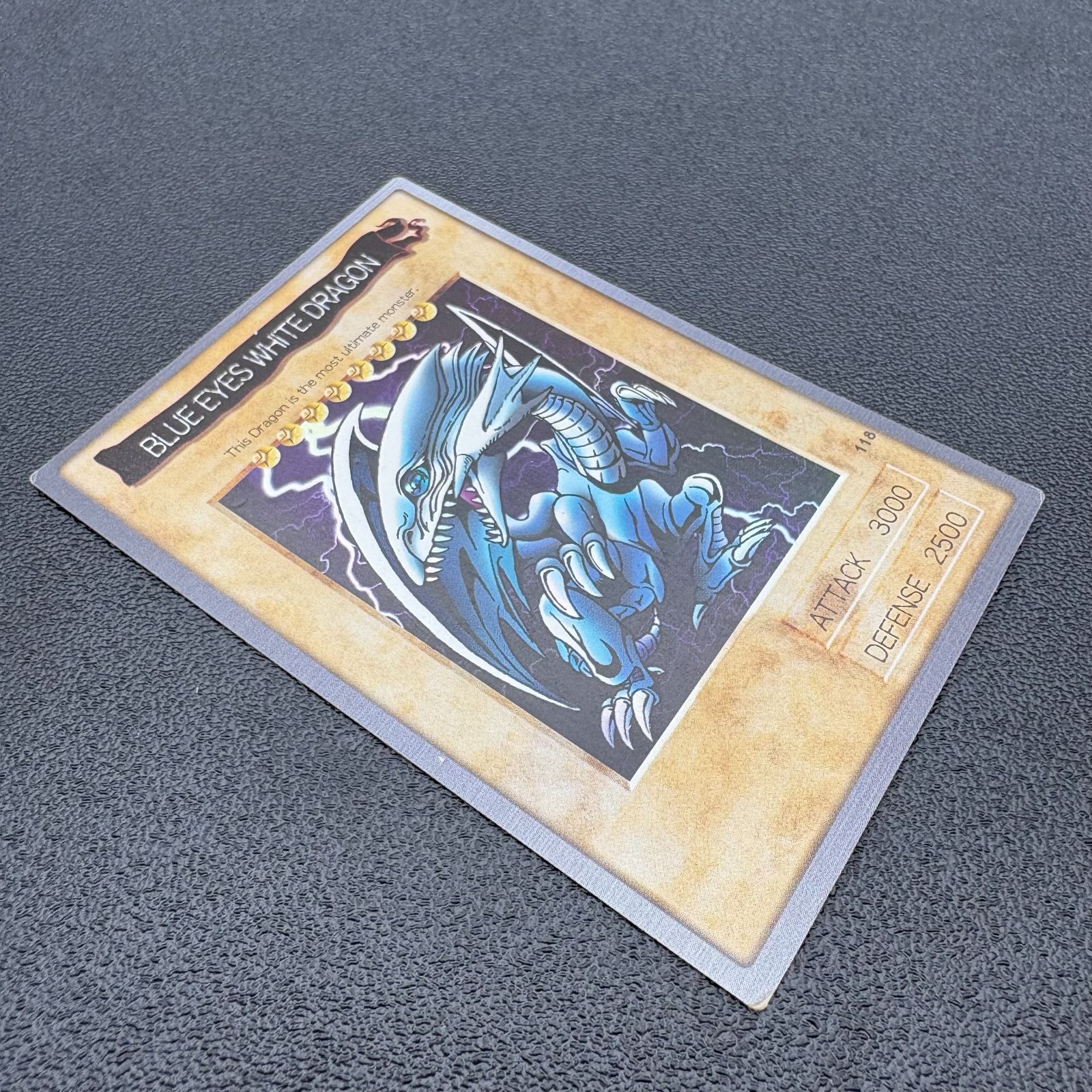 バンダイ 遊戯王 青眼の白竜 ブルーアイズ ホワイトドラゴン 英語版 