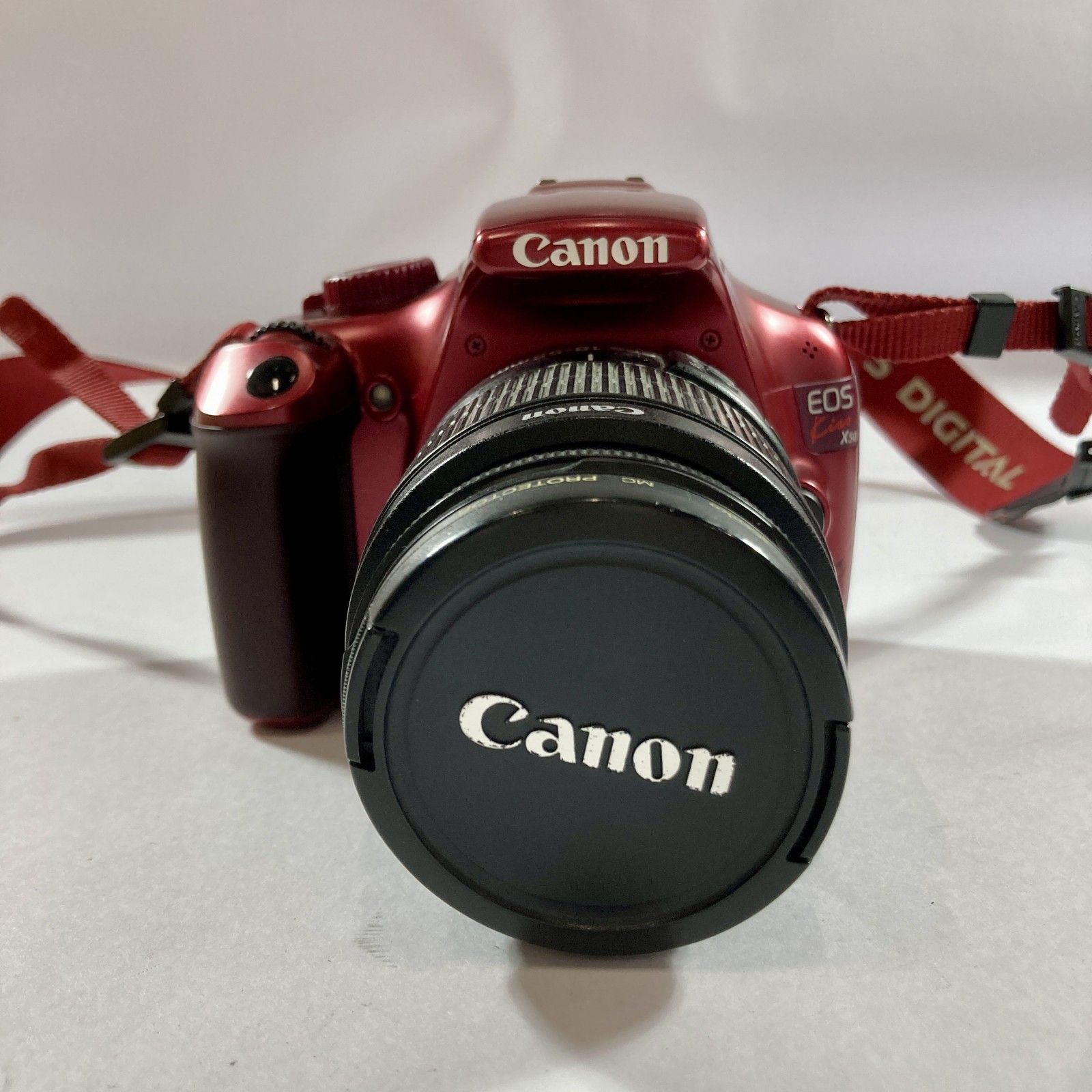 ☆ Canon キャノン EOS Kiss X50 デジタル一眼レフカメラ・レンズ 