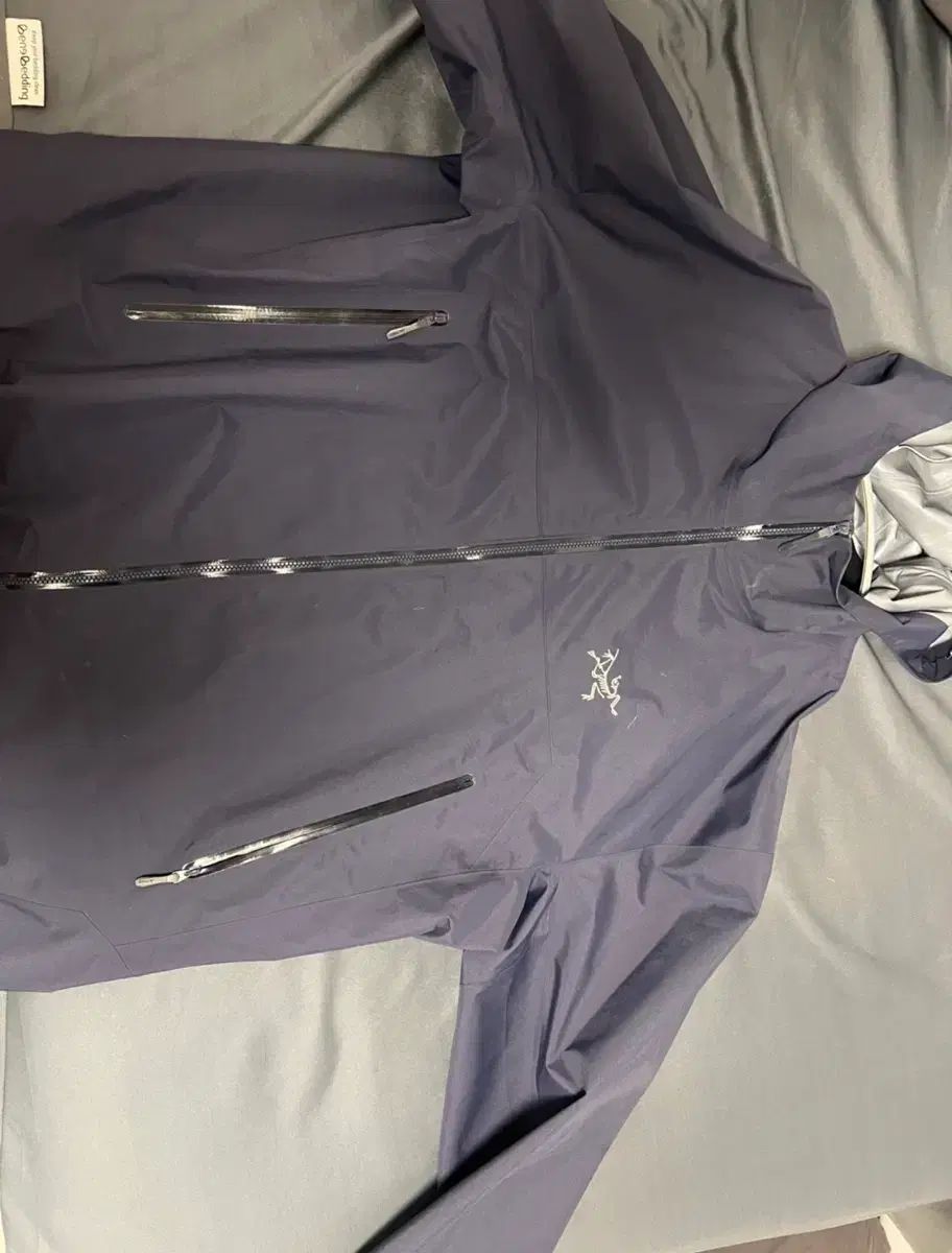 ARC'TERYX アークテリクス ベータ ジャケット ブラックサファイア