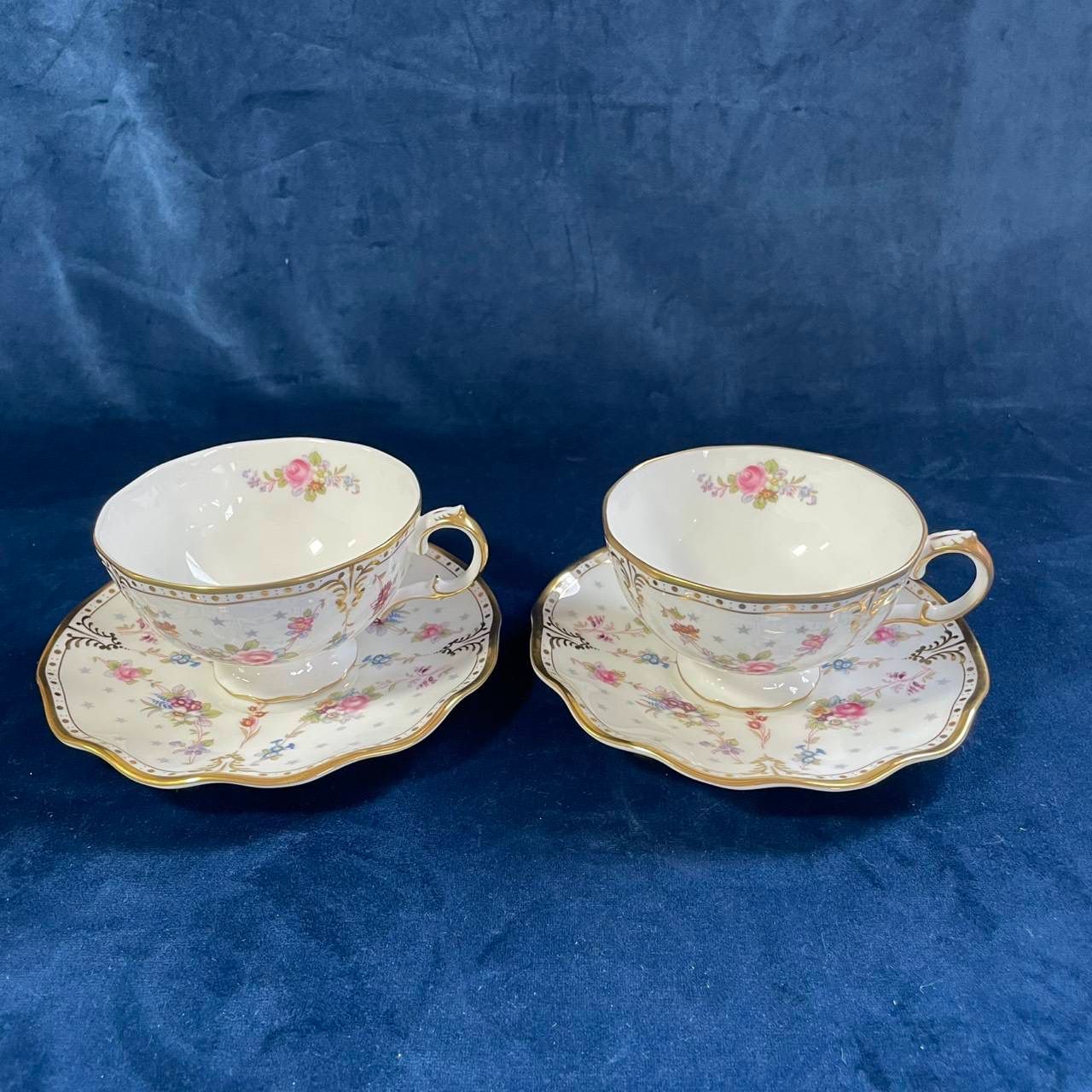 ロイヤルクラウンダービー ROYAL CROWN DERBY ロイヤルアントワネット カップ&ソーサー2客 カップ&ソーサー