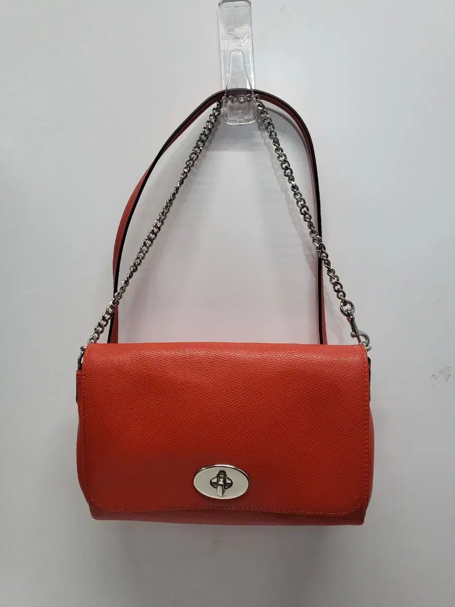 COACH チェーンショルダー クロスバック (送料無料※メルカリshop取引では対象外)