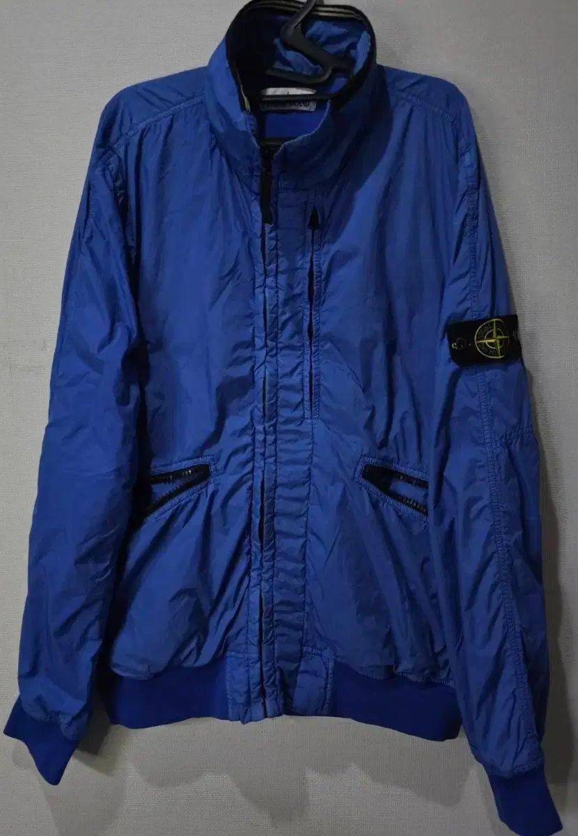 正規品/百貨店購入 ストーンアイランド ワッペン クリンクルレップス ジャケット 100/L