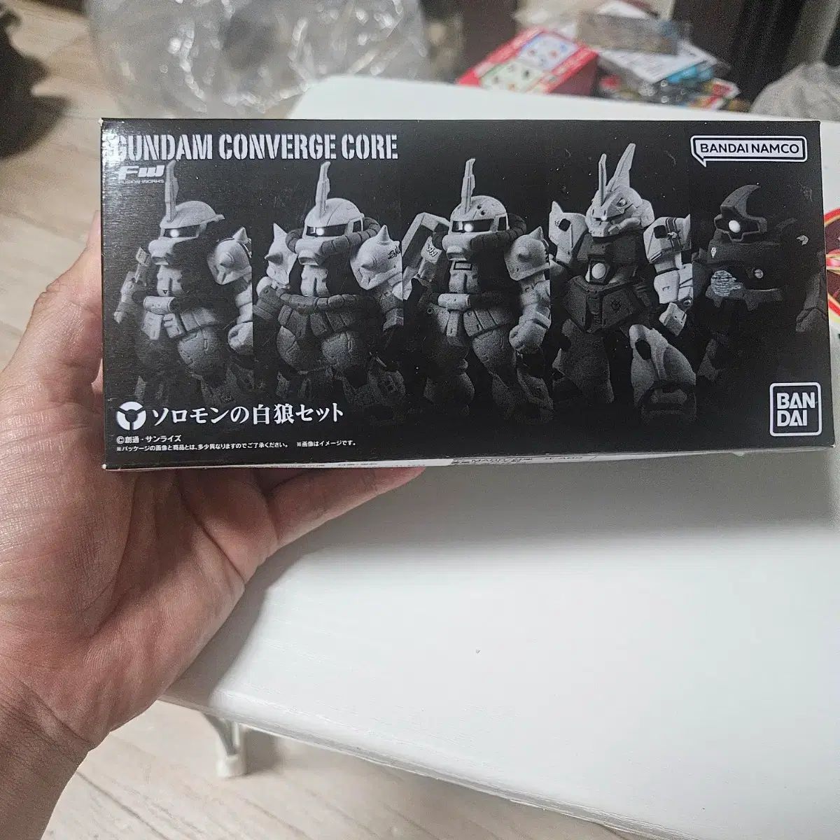ガンダム コンバージ コア - ソロモン の 白狼 セット