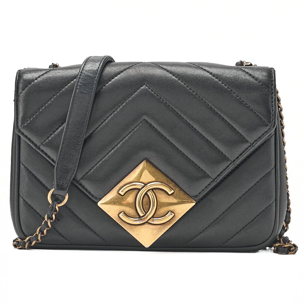 CHANEL　シャネル　ラムスキン　Vステッチ　シェブロン　ダイヤココマーク　チェーンショルダー　黒　ゴールド金具　レディースバッグ　ブランド【中古】【送料無料】