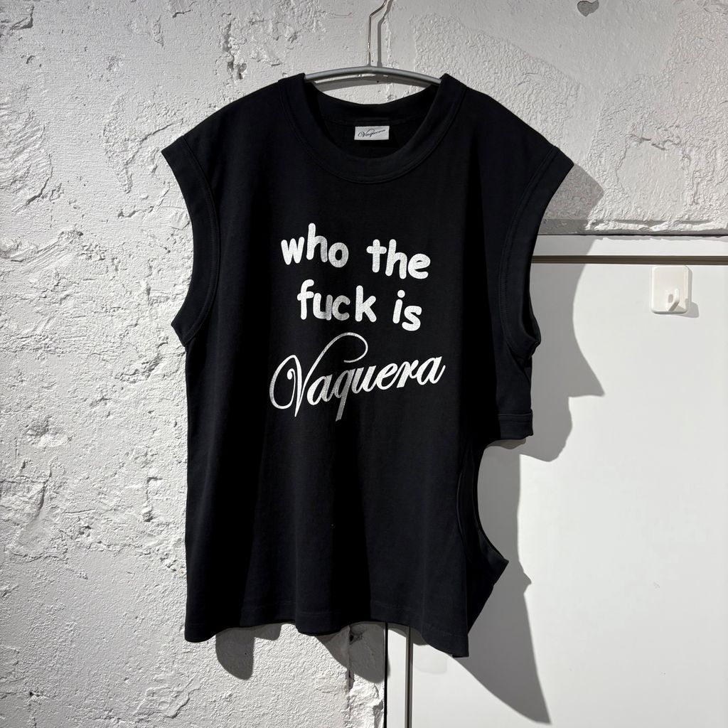 Vaquera ヴァケラ 25SS Who TF T-Shirt ノースリーブTシャツ VAQ09T027 ブラック size:L 【表参道B05】