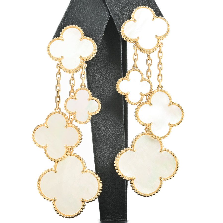 Van Cleef & Arpels ヴァンクリーフアーペル ピアス マジックアルハンブラ VCARD78900