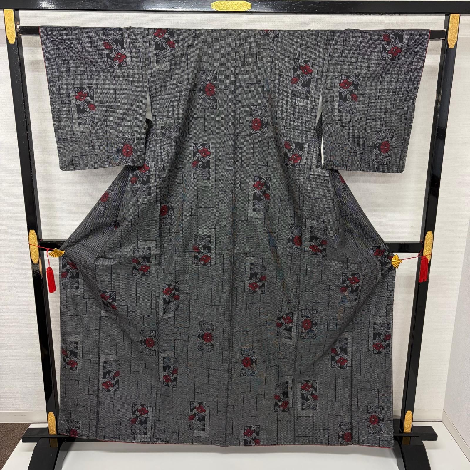 本場大島紬 正絹 茶泥染め 幾何学 花の絣 袷 着物 MK-3913 - メルカリ