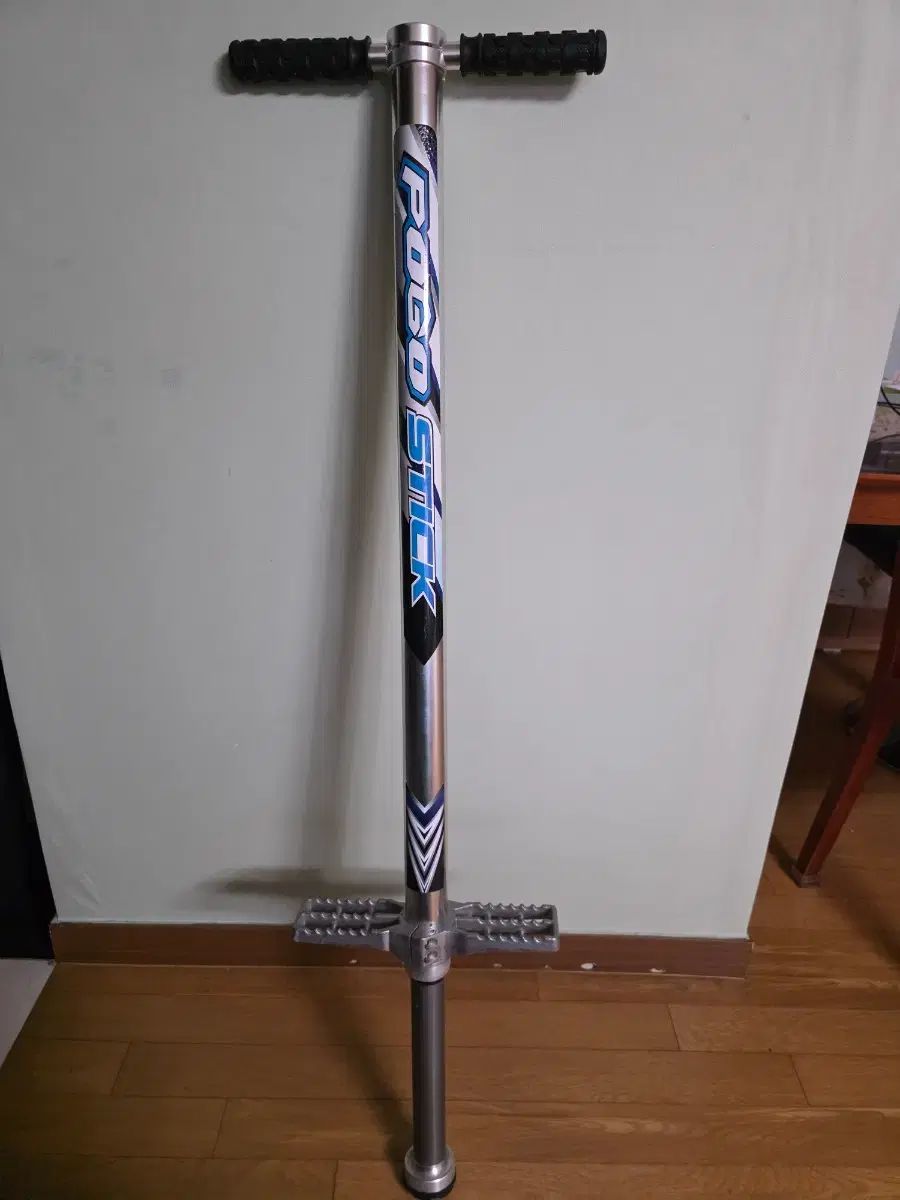 ポゴスstick 成人 スカイゴー城